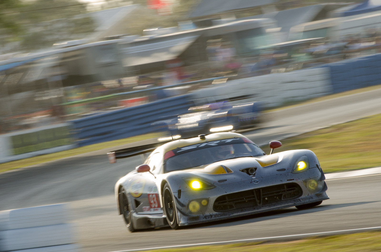 západ slunce, sportovní, auto, sport, závod, závodní auto, březen, Nikon, zvonek, Florida, Kontinentální, závodění, tudor, testování, 24, praxe, autoracing, Sebring, Vytrvalost, ZMIJE, rýžování, 93, motorsports, ultra, LeMans, Rolex, sportovní auto, motorsport, DX, Lightroom, SRT, 2014, IMSA, patron, Penzoil, Robbell, enduranceracing, 12 hodin, Uscr, Uscc, Wittmer, jamesboone, Gtlm, 12 hod, Sebringinternationalracewayway, Vipergtsr, Jonathanbomarito, continentaltire, Bomarito, Vpracing, D7000, Freshfromflorida, Kunowittmer, Motegiracing, Tequilapatr n, nikond7000, Mezinárodní asociace motorsportů, oldboone, nikkor70200mmf28afsvrii, Srtvipergtsr, lovefl, Tudorunitedsportscarchampionship, Unitedsportscarchampionship