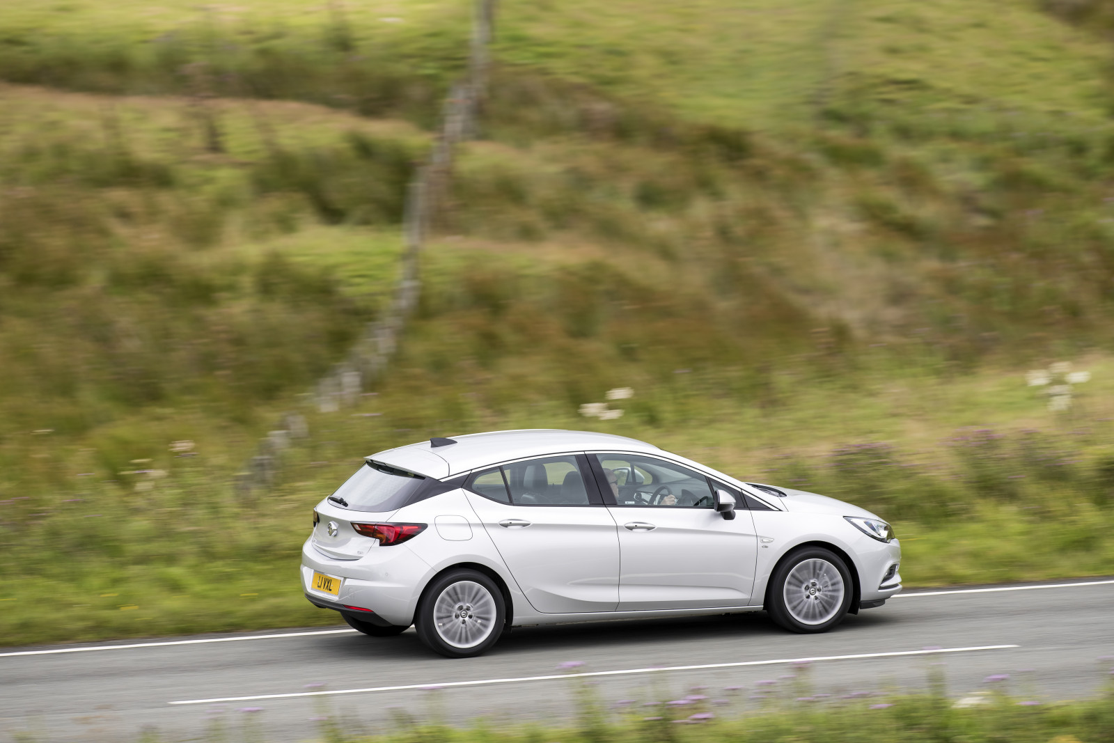 bil, køretøj, sportsvogn, Ford, kørsel, Sedan, Vauxhall, netcarshow, netcar, bil billeder, bil foto, 2016, Astra CDTI, jord køretøj, bildesign, racerbil, bil make, familie bil, samlingspunkt, verden rallybil