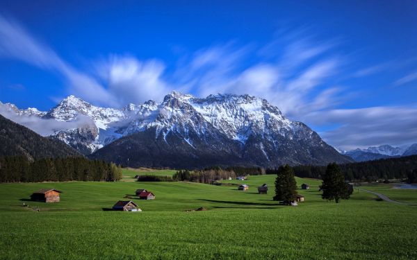 beauty,clouds,3840x2400 px,countryside,dolina,farms