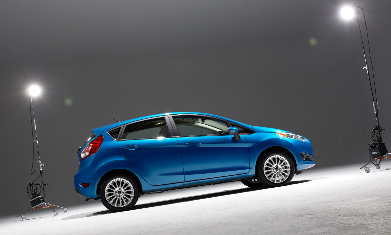 auto, vozidlo, Brod, 2015, Ford Fiesta, limuzína, netcarshow, netcar, obrázky vozidel, photo auto, Fiesta 5 dveří USA verze, pozemní vozidla, automobilového designu, závodní auto, automobil make, městské auto, auto show, WRC, hatchback, supermini