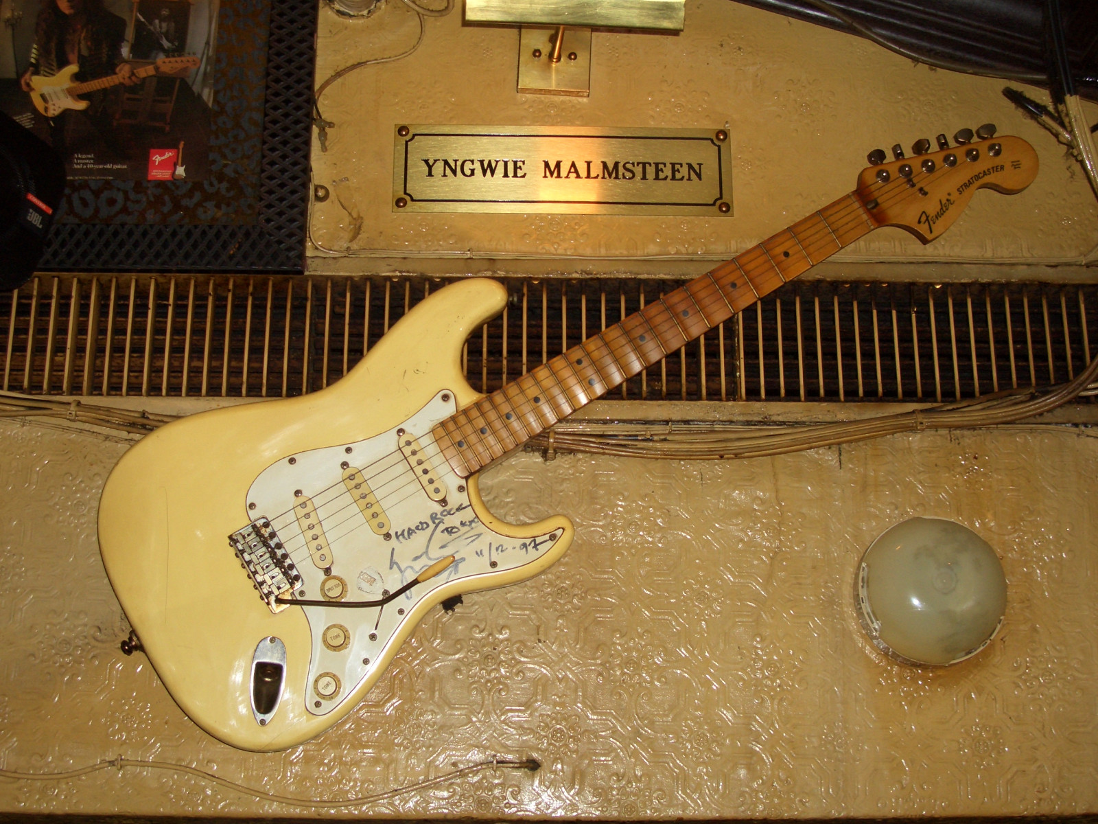 Wallpaper 2560x1920 px, guitars, hard, heavy, Malmsteen, metal, rock