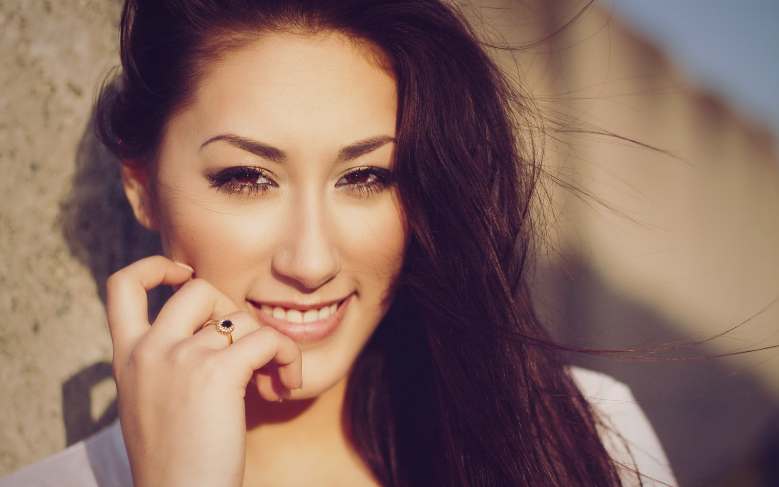 viso, modello, ritratto, capelli lunghi, fotografia, capelli neri, moda, capelli, naso, emozione, Persona, pelle, capo, colore, ragazza, bellezza, Sorriso, occhio, donna, mano, signora, Guarda, fotografia, labbro, acconciatura, fotografia di ritratto, servizio fotografico, capelli castani, espressione facciale, corpo umano, organo, avvicinamento