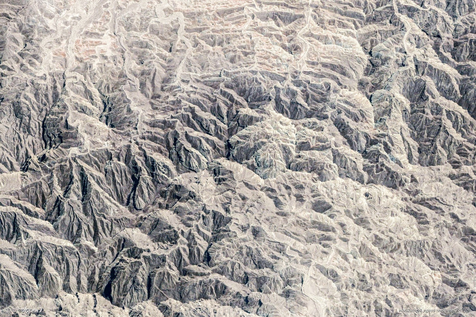 paesaggio, foresta, natura, la neve, inverno, Terra, brina, abete rosso, vista aerea, natura selvaggia, tundra, altopiano, cresta, albero, montagna, tempo metereologico, stagione, geologia, habitat, ambiente naturale, morfologie montane, ecosistema, fenomeno geologico, calanchi, 1800x1200 px