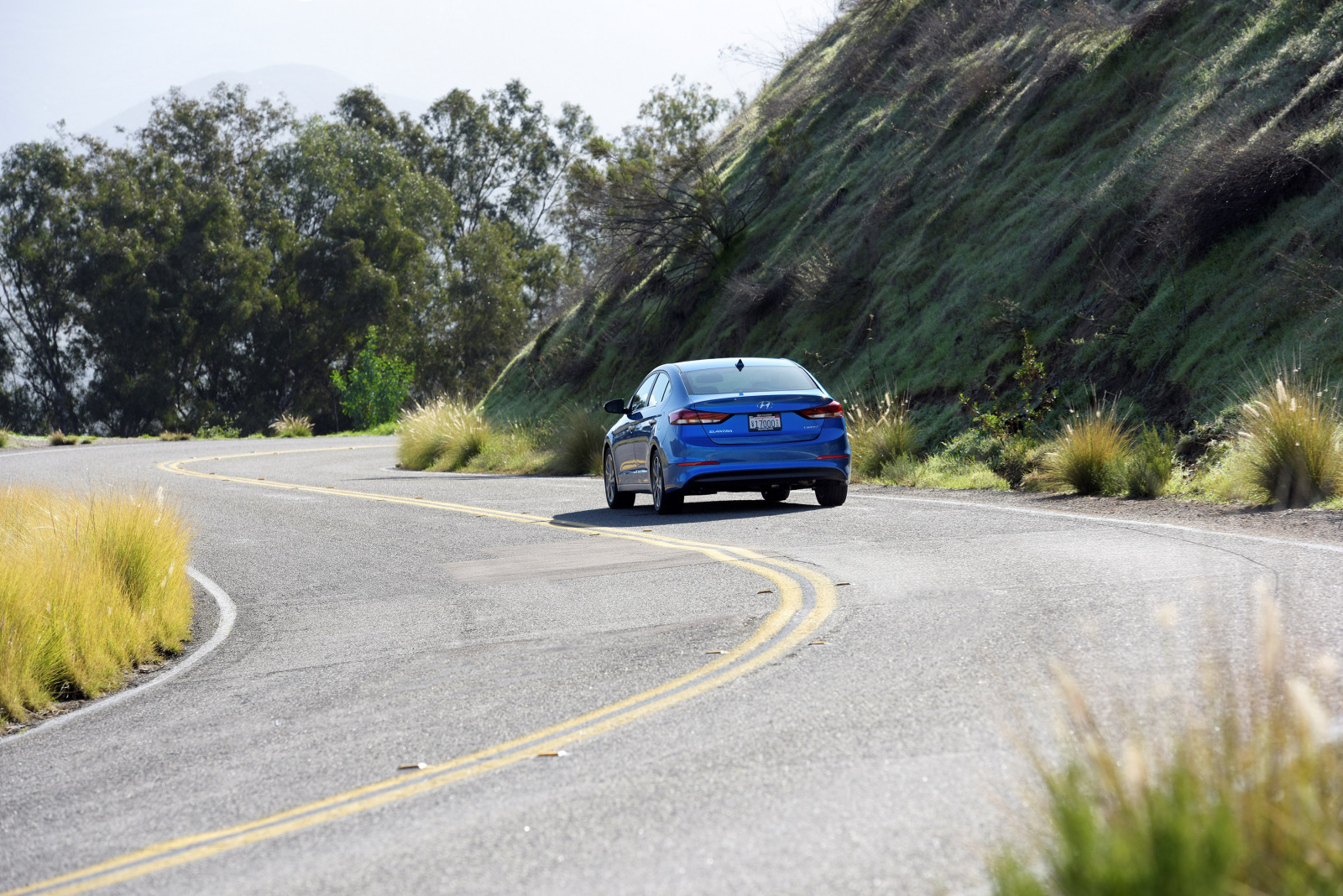 auto, vozidlo, silnice, Dálnice, asfalt, řidičský, hyundai, infrastruktura, netcarshow, netcar, obrázky vozidel, photo auto, 2017, Elantra sedan, pruh, automobil make, závodiště, road trip, povrch vozovky, Dálnice