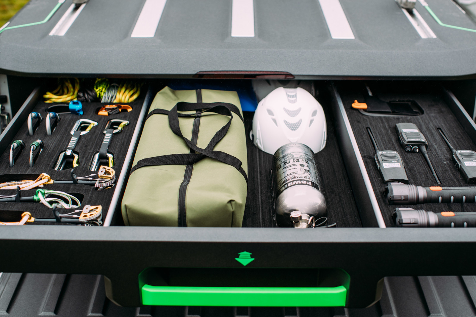 okno, pokoj, místnost, sklenka, Nissan, netcarshow, netcar, obrázky vozidel, photo auto, 2017, Navara EnGuard concept, přístroj, Osobní počítač hardware, automobilový exteriér