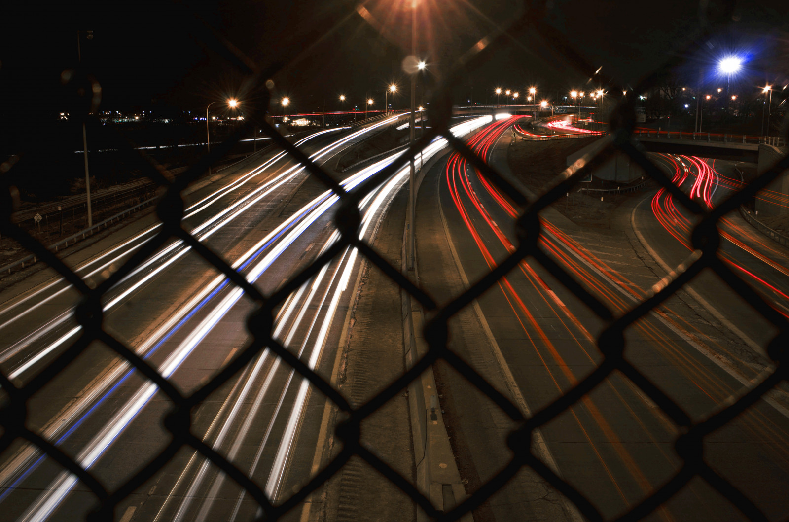 světla, pouliční osvětlení, starý, temný, město, noc, architektura, Příroda, odraz, nebe, venku, fotografování, symetrie, Fotoaparát, Studený, večer, most, svítilna, provoz, Kanada, Nikon, plot, Dálnice, metropole, buvol, půlnoc, světlo, longexposure, Krásná, flickr, venkovní, přírodní, hnutí, newyork, osvětlení, cars, mimo, hloubka, čára, tma, klub, D5100, slábnout, nikond5100, urban area, Metropolitní oblast, školní známka, Klikx