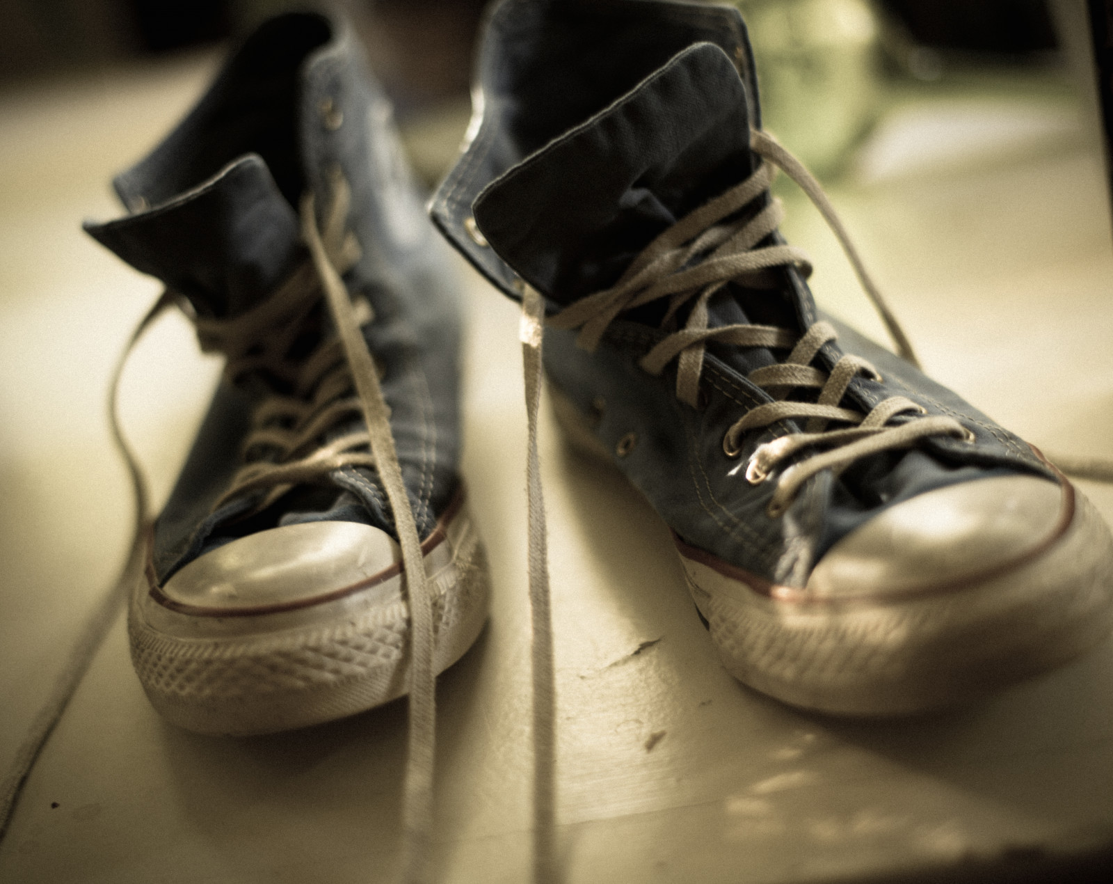 fotografování, Nikon, tenisky, Konverzovat, sklíčidla, Všechny hvězdy, 50mm, D600, střevíc, photographersontumblr, obuv, outdoor boty, chucktaylor, chucktaylorallstars