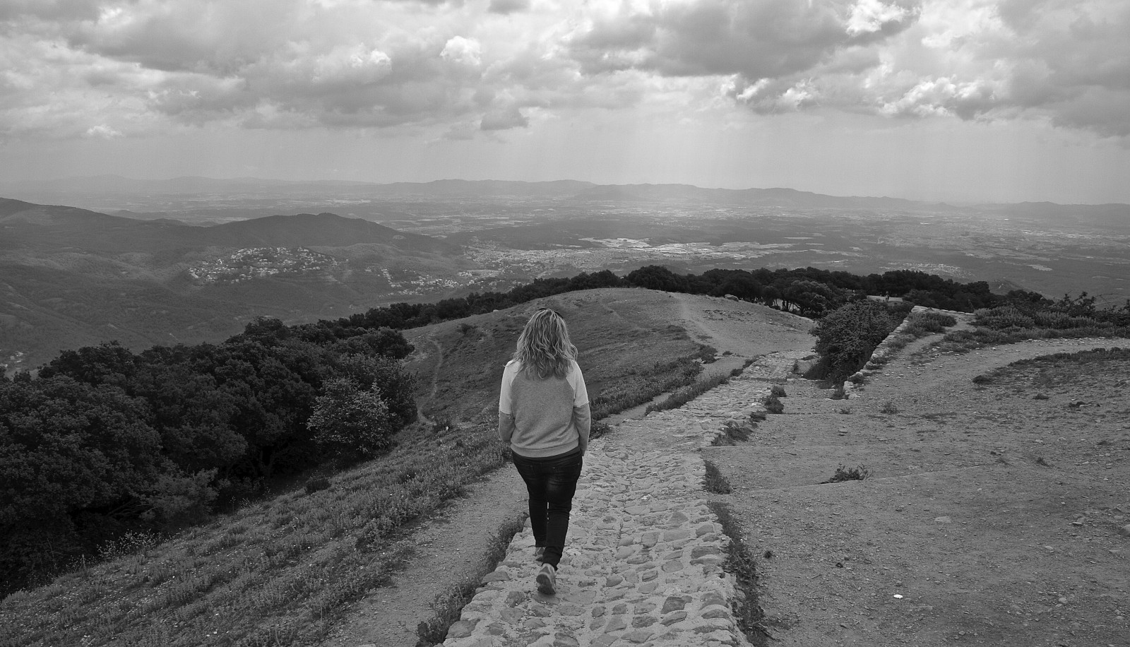 krajina, podzim, Černá, kočka, ptactvo, zvěř, jídlo, černobílý, květiny, zahrada, město, architektura, Asie, Čína, kopec, Skála, auto, tráva, nebe, silnice, předvečer Všech svatých, fotografování, mraky, pláž, Indie, Dům, zelená, modrý, Anglie, Německo, Pes, kapela, Kánon, móda, dítě, Kalifornie, horizont, atmosféra, Kanada, Francie, Vánoce, iPhone, divočina, grafiti, Evropa, kostel, Dovolená, Hawaii, cesta, Chicago, Austrálie, Barcelona, Přátelé, Berlín, Florida, rodina, infrastruktura, hřbet, UMĚNÍ, Černý a bílý, barva, mrak, strom, podzim, den, hora, květ, rostlina, pták, dívka, tělesné, festival, narozeniny, kolo, zábava, de, Fotbal, fotografie, tanec, film, iphoneografie, geotagged, koncert, instagramapp, vysočina, venkov, Černý a bílý, monochromatické fotografování, horských reliéf, pohoří, meteorologický jev, klesl