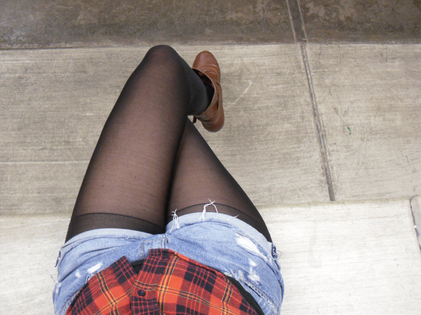 Černá, UMĚNÍ, milovat, vysoká škola, punčochy, dívka, Krásná, nahoru, vinobraní, beton, fotografování, fotografie, jaro, dosti, boty, přes, oblečení, flanel, šortky, davis, ping, Pong, horní, nylonové punčochy, prozkoumal