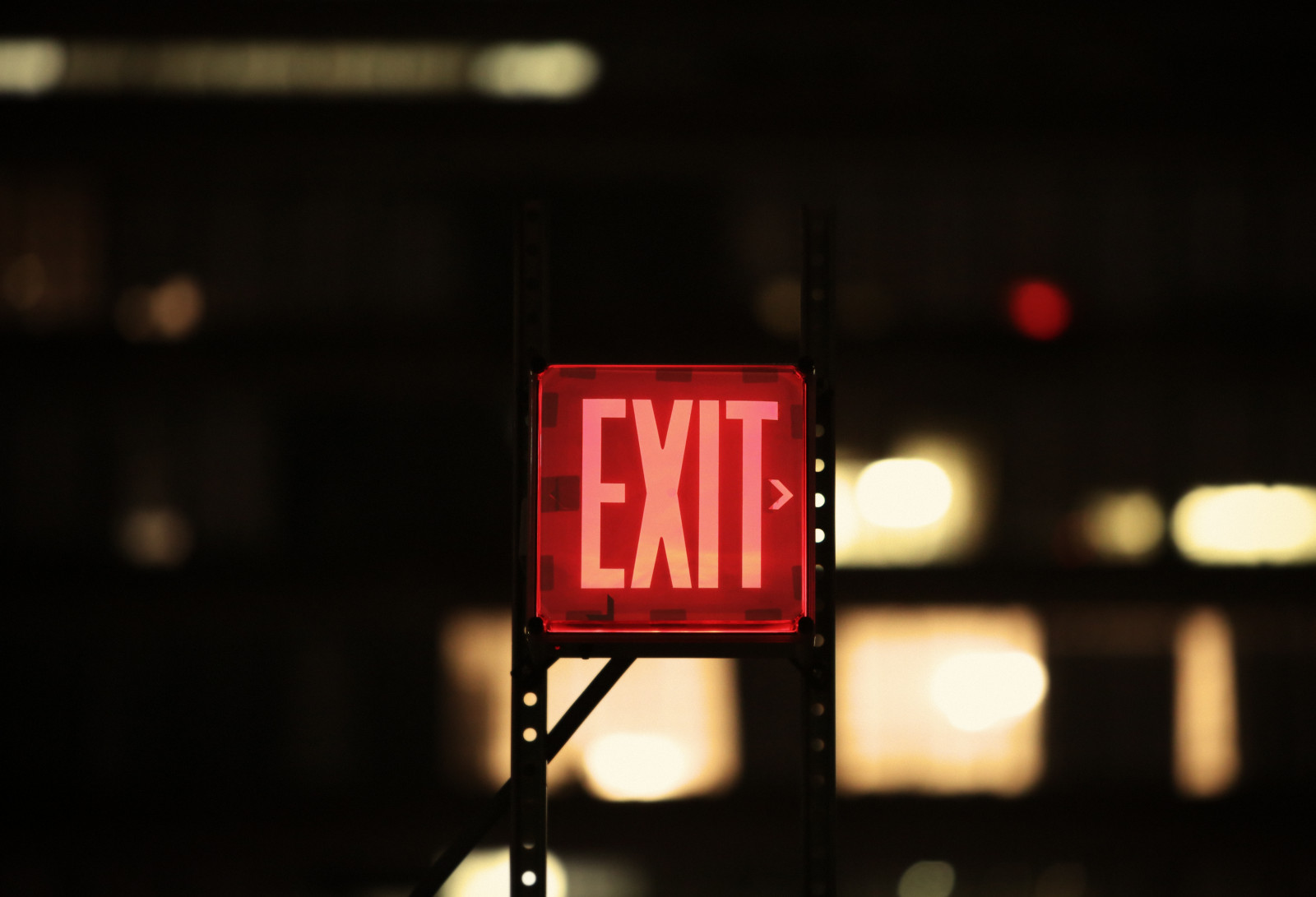 exit, inscription, pointer