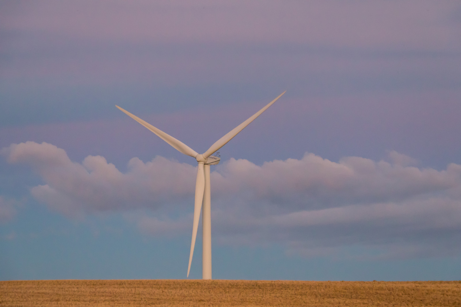 paesaggio, cielo, campo, vento, mulino a vento, macchina, crepuscolo, mulino, turbina eolica, Parco eolico, nube, campagna, skymning, landsbygd, Landskap, vindkraftverk, pianura, energia, prateria