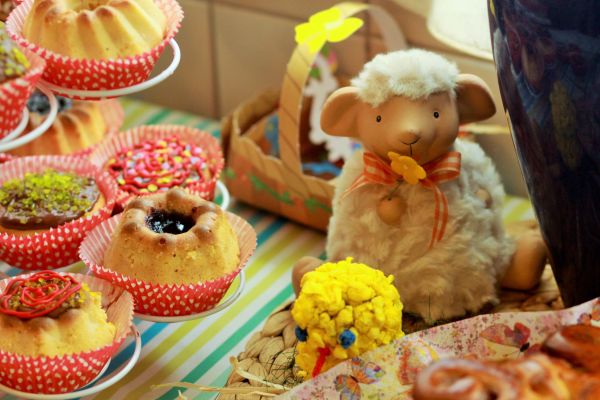 Easter,cake,holiday,lamb,baked
