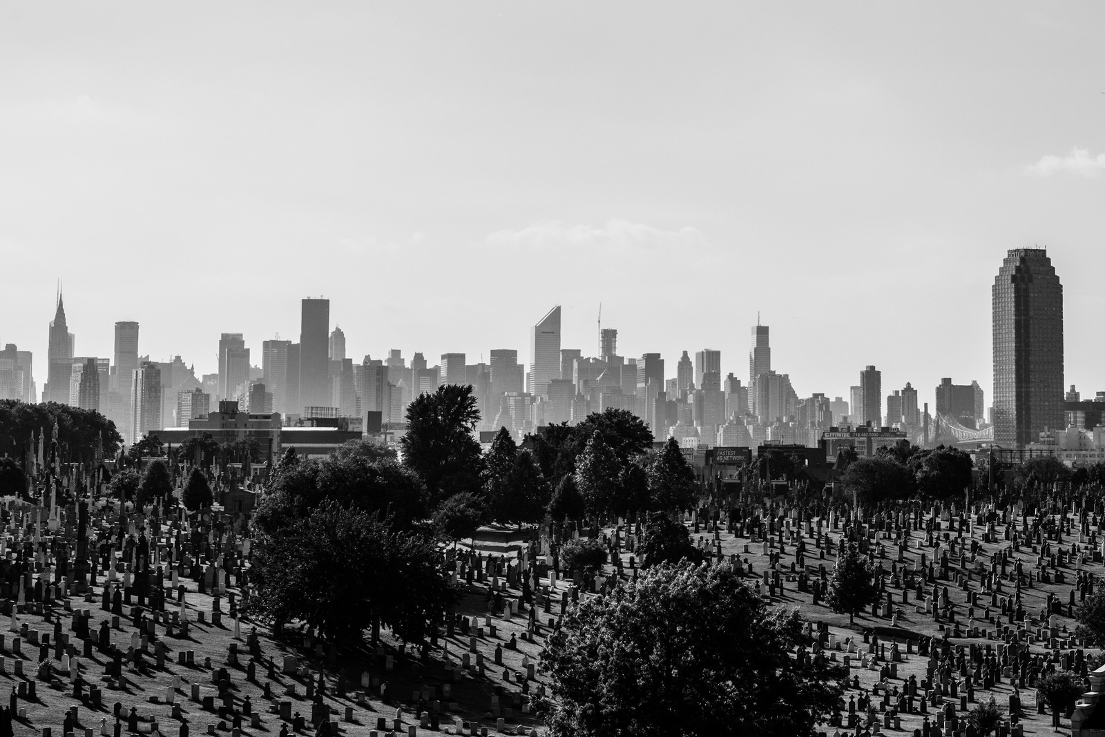 černobílý, město, panoráma města, městský, budova, fotografování, panoráma, mrakodrap, New York City, horizont, panoráma, hřbitov, hřbitovy, metropole, centrum, mezník, urban area, Černý a bílý, monochromatické fotografování, Metropolitní oblast, lidské osídlení, geografický rys, panelový dům