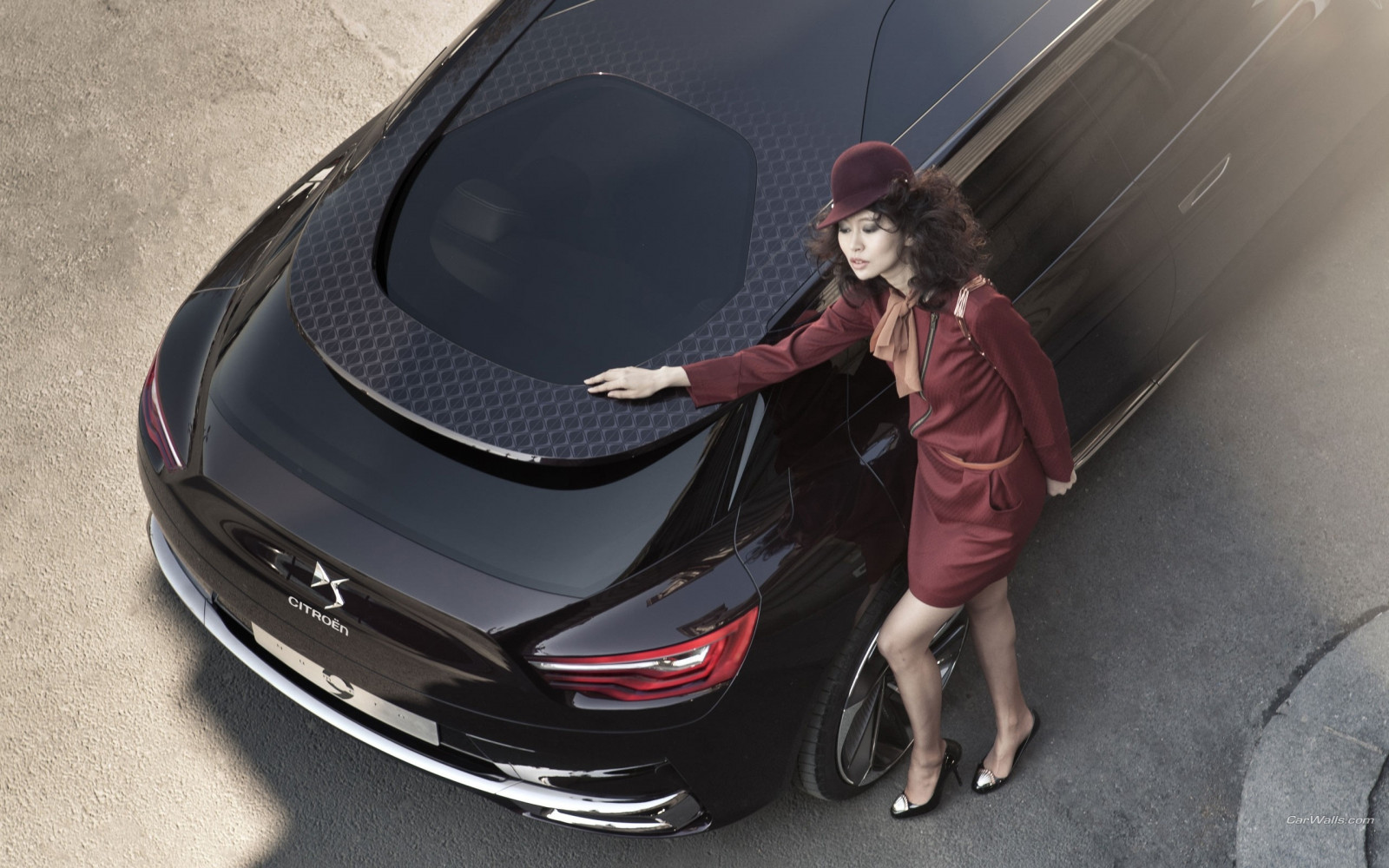 Wallpaper model, hat, Mercedes Benz, sports car, driving