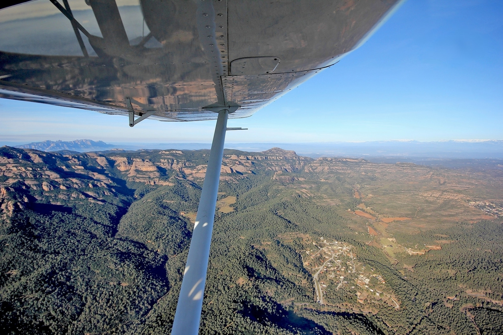 TECNAM, P92, P922000, P922000rg, Aviacion, aeronave, avion, letectví, Vuelo, Volar, Volando, špinění, pozorovatel, fotos, fotografia, piloto, letadlo, Lell, Sabadell, Eczdg, biplaza, Avioneta, ultralight, Ultraligero, Montserrat, Montana, hora