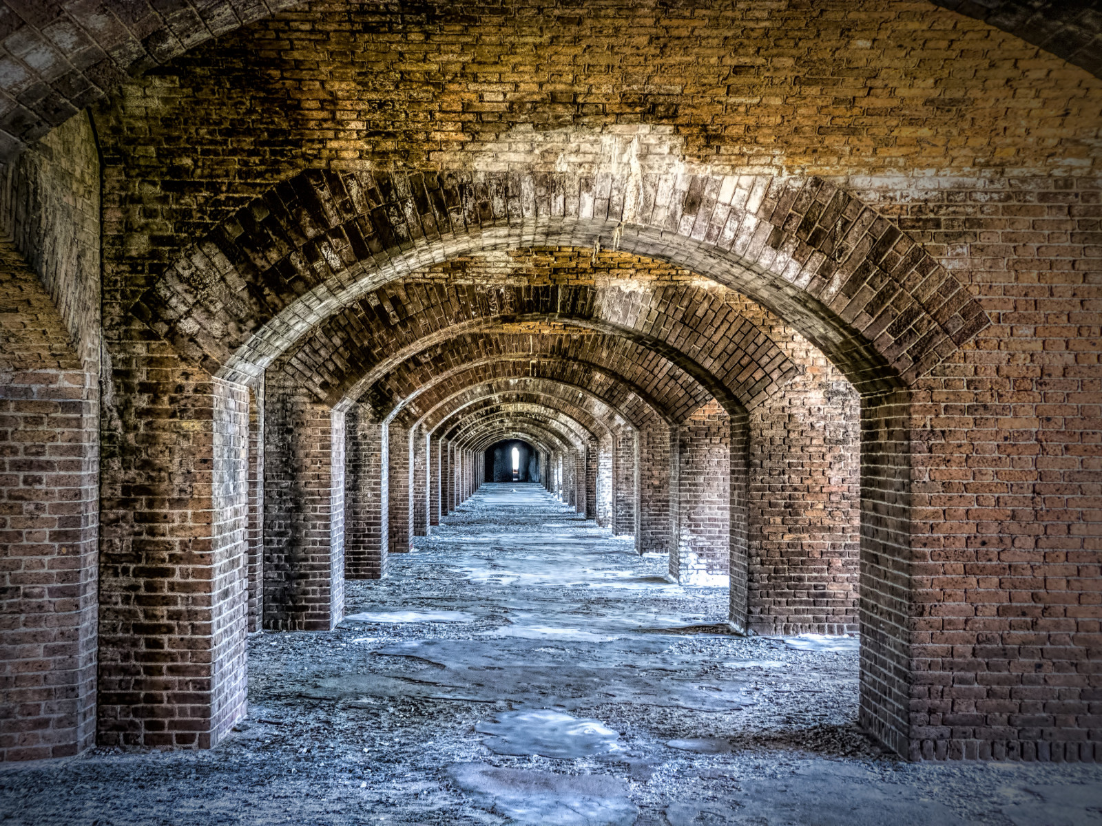 bue, ruiner, infrastruktur, historiske sted, middelalderlig arkitektur, væg, tunnel, historie, oldtidshistorie, krypt, arkade, bygning, befæstning, hvælving, Mursten, stock photography