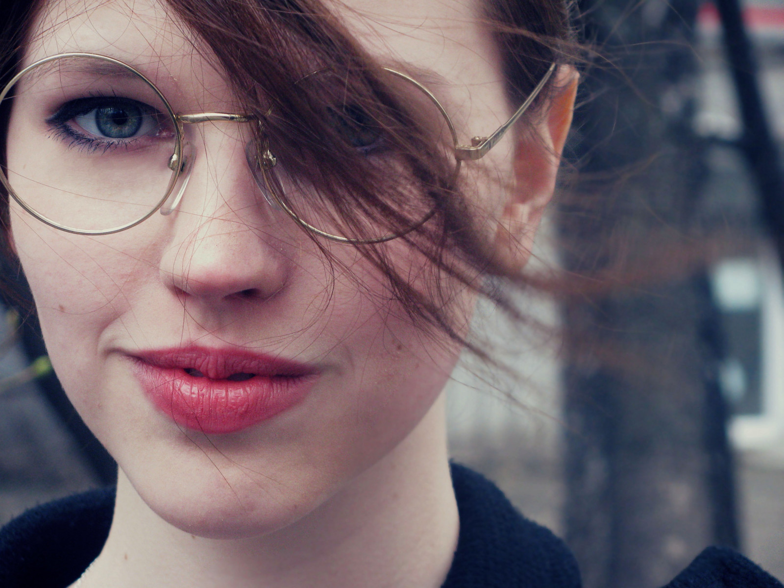 tvář, ženy, model, portrét, bruneta, brýle, Červené, fotografování, detailní, usmívající se, modrý, vlasy, nos, emoce, Osoba, kůže, hlava, barva, dívka, krása, usměj se, oko, žena, dáma, ret, blond, účes, portrétní fotografie, hnědé vlasy, mimika, Lidské tělo, vision care, orgán, zblízka, 3456x2592 px