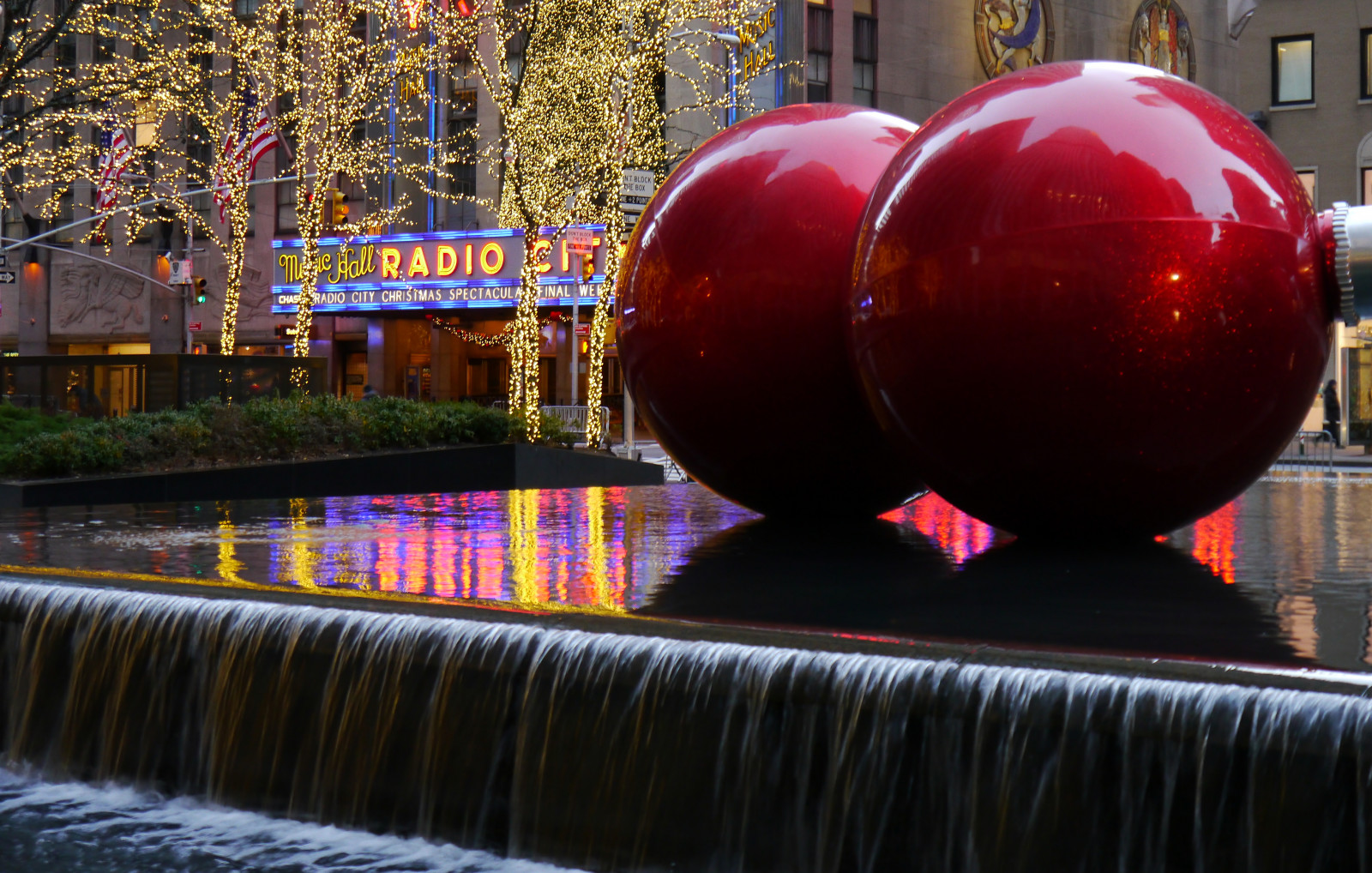 Wallpaper : city, night, red, reflection, music, USA ...