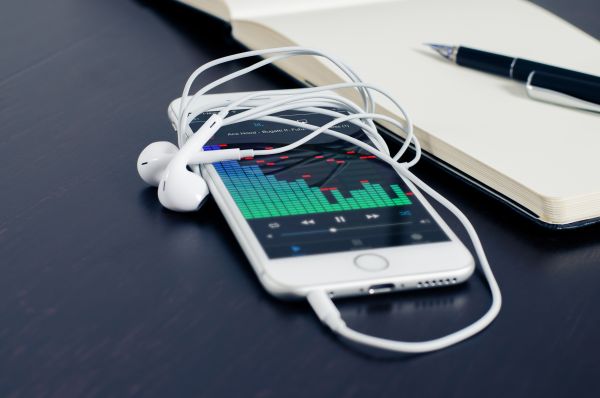 technology,iPhone,glasses,headphones,Pen,iPhone 6