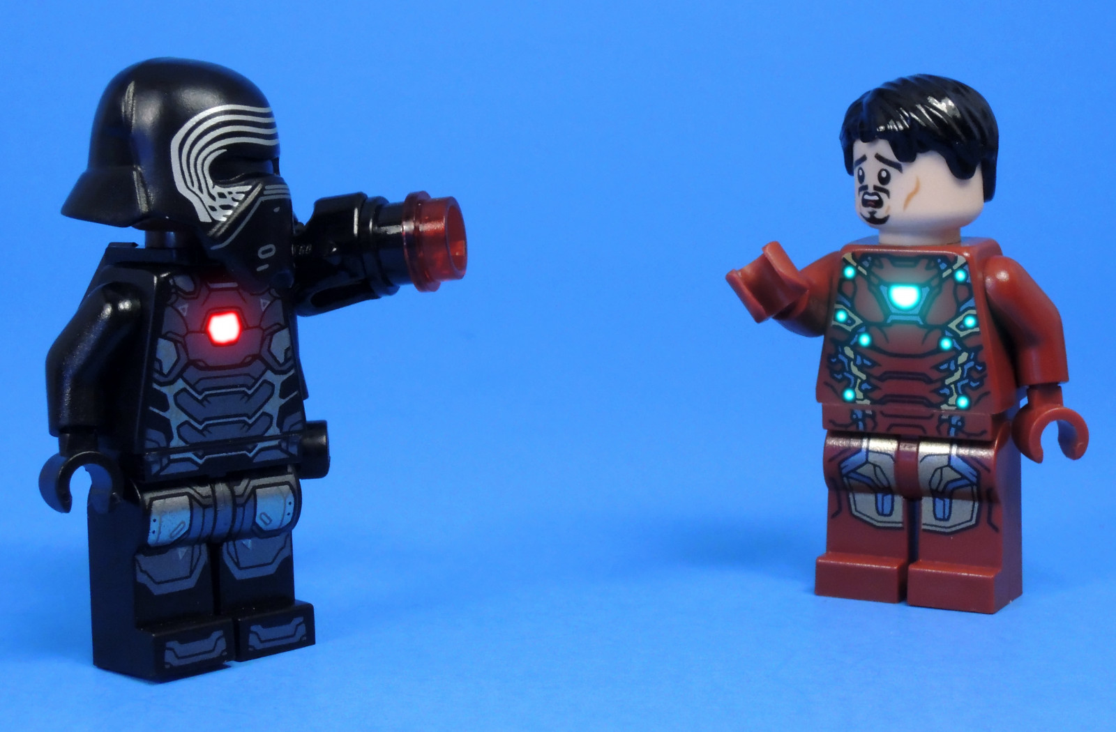 robot, guerra, LEGO, casco, eroe, Giocattolo, macchina, i fumetti, Rodi, Tony, uomo, ferro, stella, super, ren, James, meraviglia, comico, guerre, prodotto, che cosa, minifig, rigido, sostituzione, Kylo, è accaduto