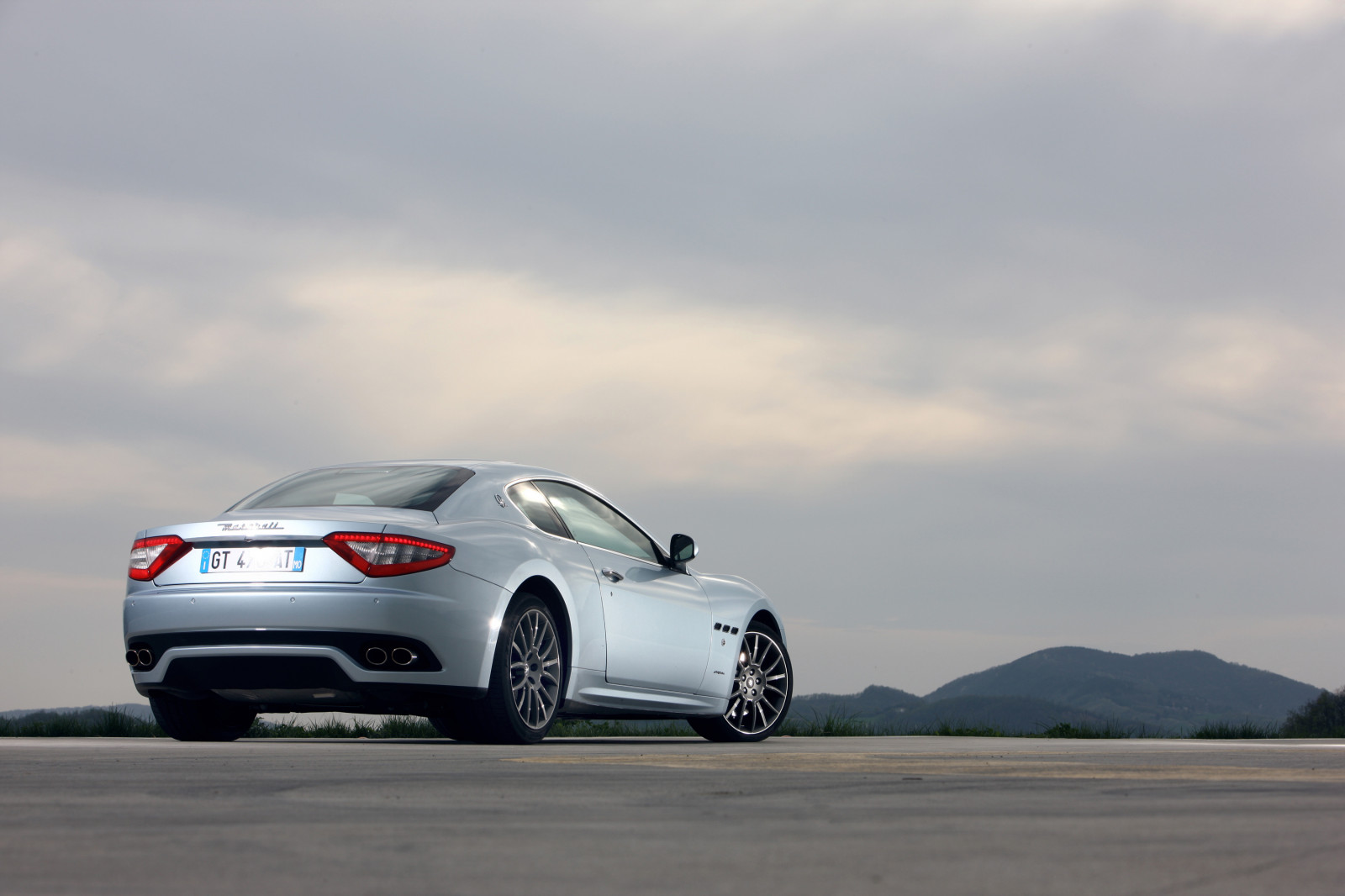 bil, BMW, køretøj, sportsvogn, Maserati, coupe, ydeevne bil, Maserati GranTurismo, netcarshow, netcar, bil billeder, bil foto, 2011, hjul, GranTurismo S Automatica, superbil, jord køretøj, bildesign, bil make, luksus køretøj, udøvende bil, sportssedan