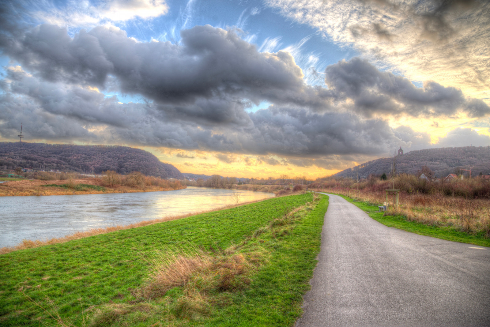vinter, lys, solnedgang, himmel, Sol, natur, vand, smuk, skyer, Canon, Tyskland, sæson, landskab, atardecer, lykkelig, deutschland, aften, licht, Soleil, landskabet, interessant, perfektionere, december, overskyet, Lumiere, Formidabelt, natur, himmel, wolken, fredelig, bedst, fuld, Arbres, ugle, forarbejdning, håndholdt, NRW, fredfyldte, Weser, dejlig, Dezember, nuages, mægtig, Landschaft, sonne, tyskland, Allemagne, HDR, duitsland, Decembre, badoeynhausen, westfalen, Ostwestfalen, harmoniske, 2015, Porta Westfalica, Photomatix, Wiehengebirge, 24105mm, kaiserwilhelmdenkmal, eos6d, m hlenkreis, dehme, christiankortum