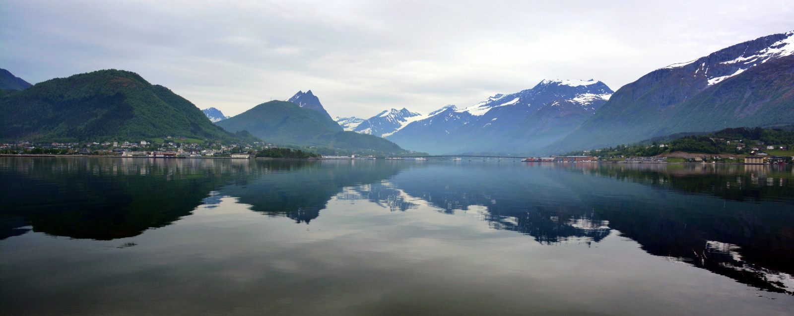Sfondi : montagne, lago, acqua, natura, riflessione, cielo ...