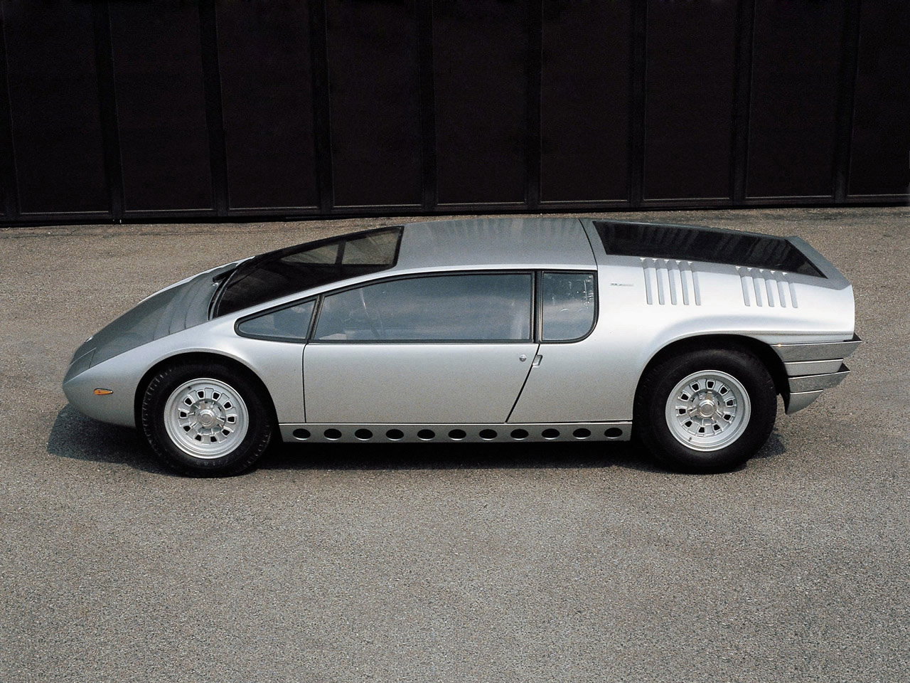 auto, vozidlo, Lamborghini, sportovní auto, kupé, výkon auta, 1968, netcarshow, netcar, obrázky vozidel, photo auto, Bizzarrini, Manta by Italdesign, superauto, pozemní vozidla, automobilového designu, automobilový exteriér, automobil make, model auta, luxusní vůz