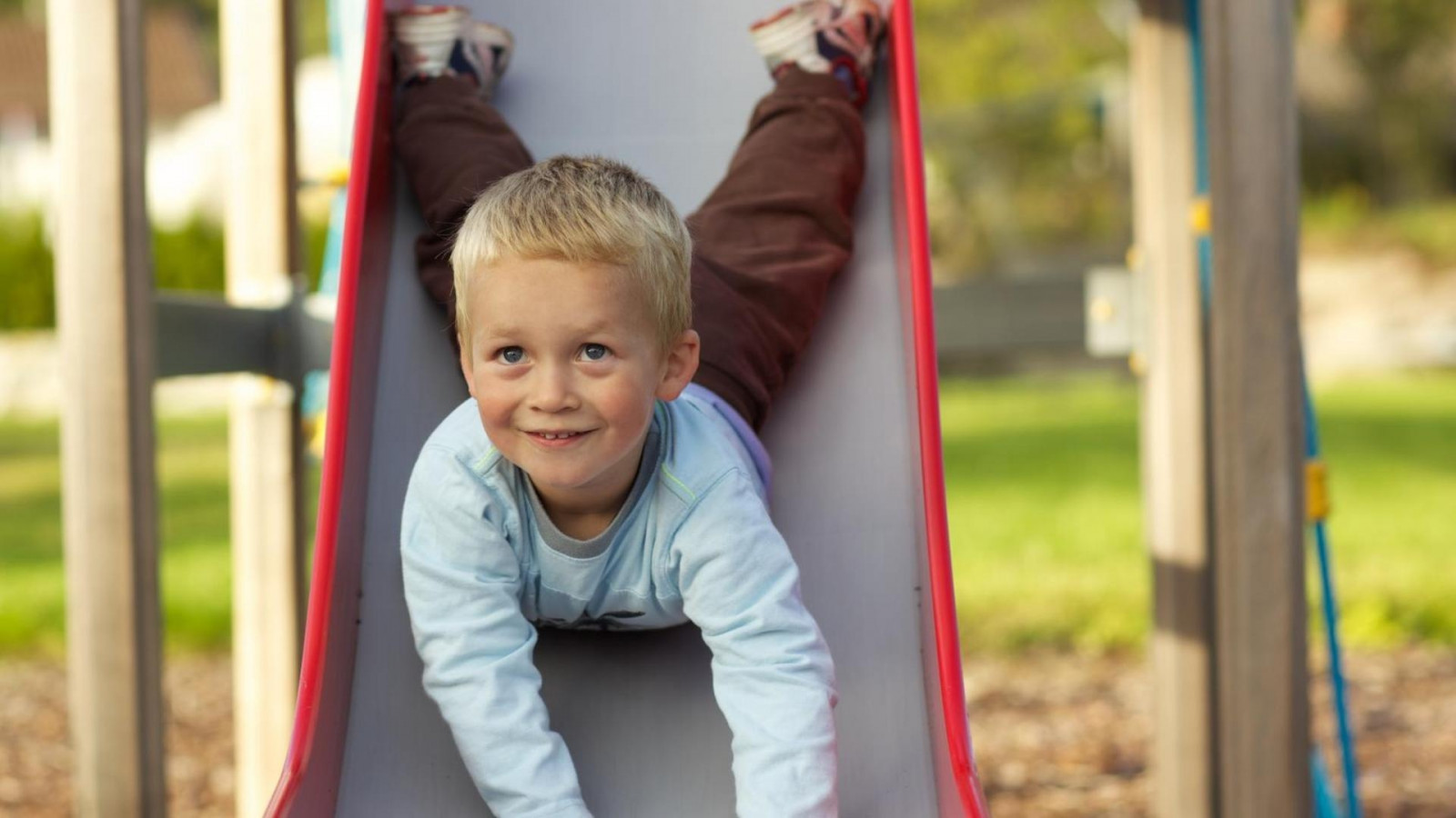 lidé, Osoba, rodina, hrát si, zábava, dítě, muž, mužský, hry, batole, skluzavka