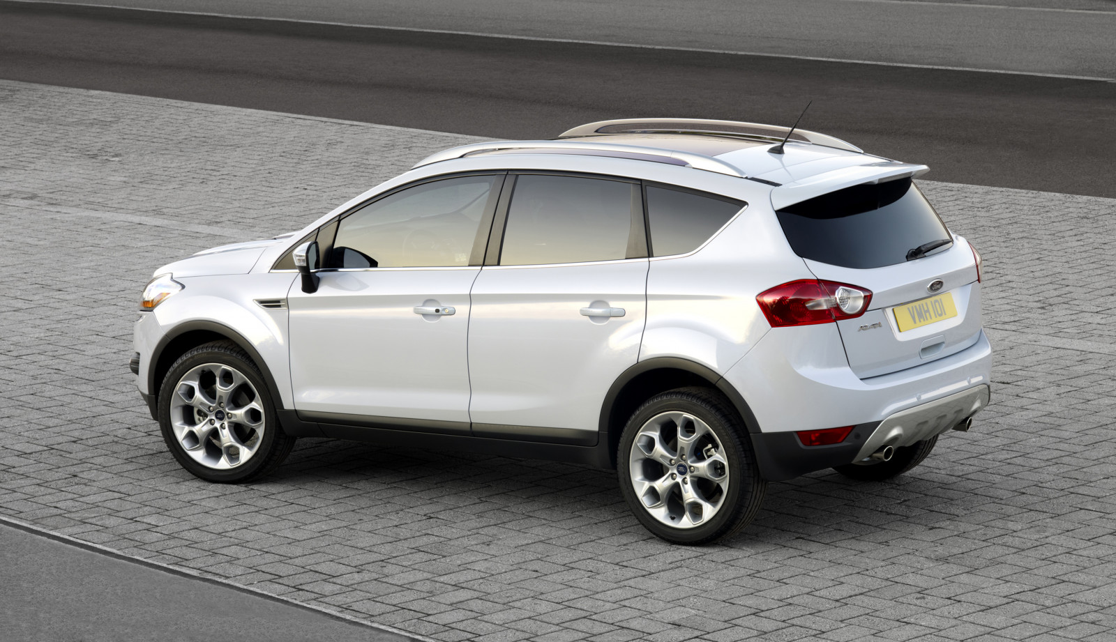 auto, vozidlo, Brod, 2013, netcarshow, netcar, obrázky vozidel, photo auto, Kuga S, pozemní vozidla, automobil make, luxusní vůz, sportovní užitkové vozidlo, Kompaktní sportovní užitkové vozidlo