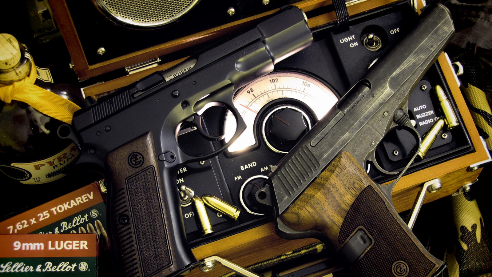 pistole, zbraň, voják, pistole, Pistole, CZ, CZ 75, CZ 52, Snímek obrazovky, střelná zbraň