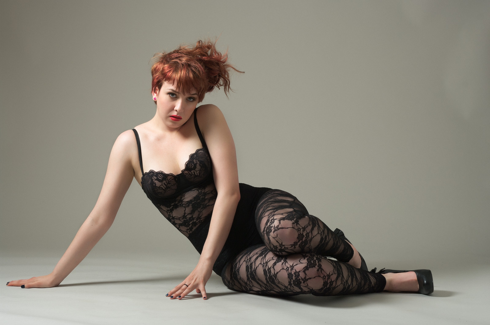 ryšavý, model, sedící, móda, spodní prádlo, Toronto, dílna, supermodelka, pentax, krása, žena, noha, tanec, zrzavé vlasy, křivky, účes, K20D, lidských pozice, focení, umění model, Lidské tělo, múzických umění, moderní tanec, koncertní tanec, christinechan, smcpda50135mmf28edifsdm, hendheld, leeriley