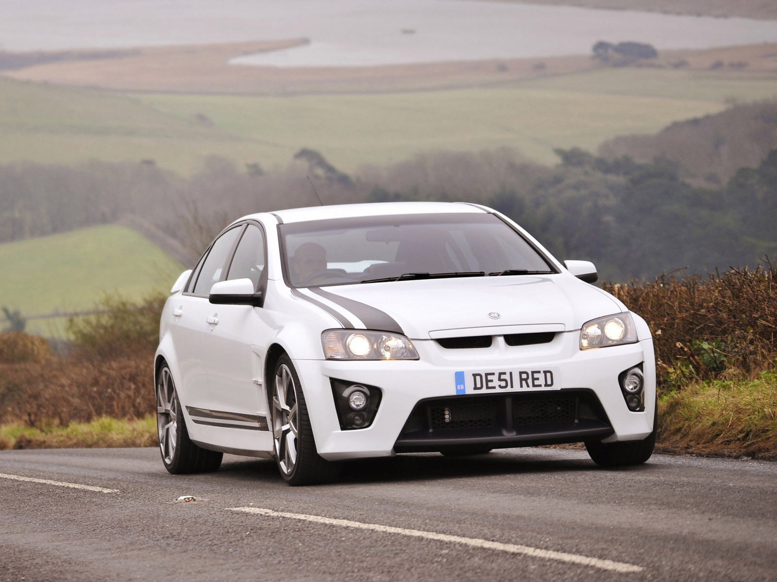 auto, veicolo, auto sportiva, 2013, Mitsubishi Lancer Evolution, Berlina, Vauxhall, netcarshow, netcar, immagini di auto, auto foto, ruota, VXR8 Bathurst S, veicoli terrestri, design automobilistico, esterno automobilistico, auto da corsa, marca di automobile, auto di famiglia, paraurti, auto compatta, auto full size