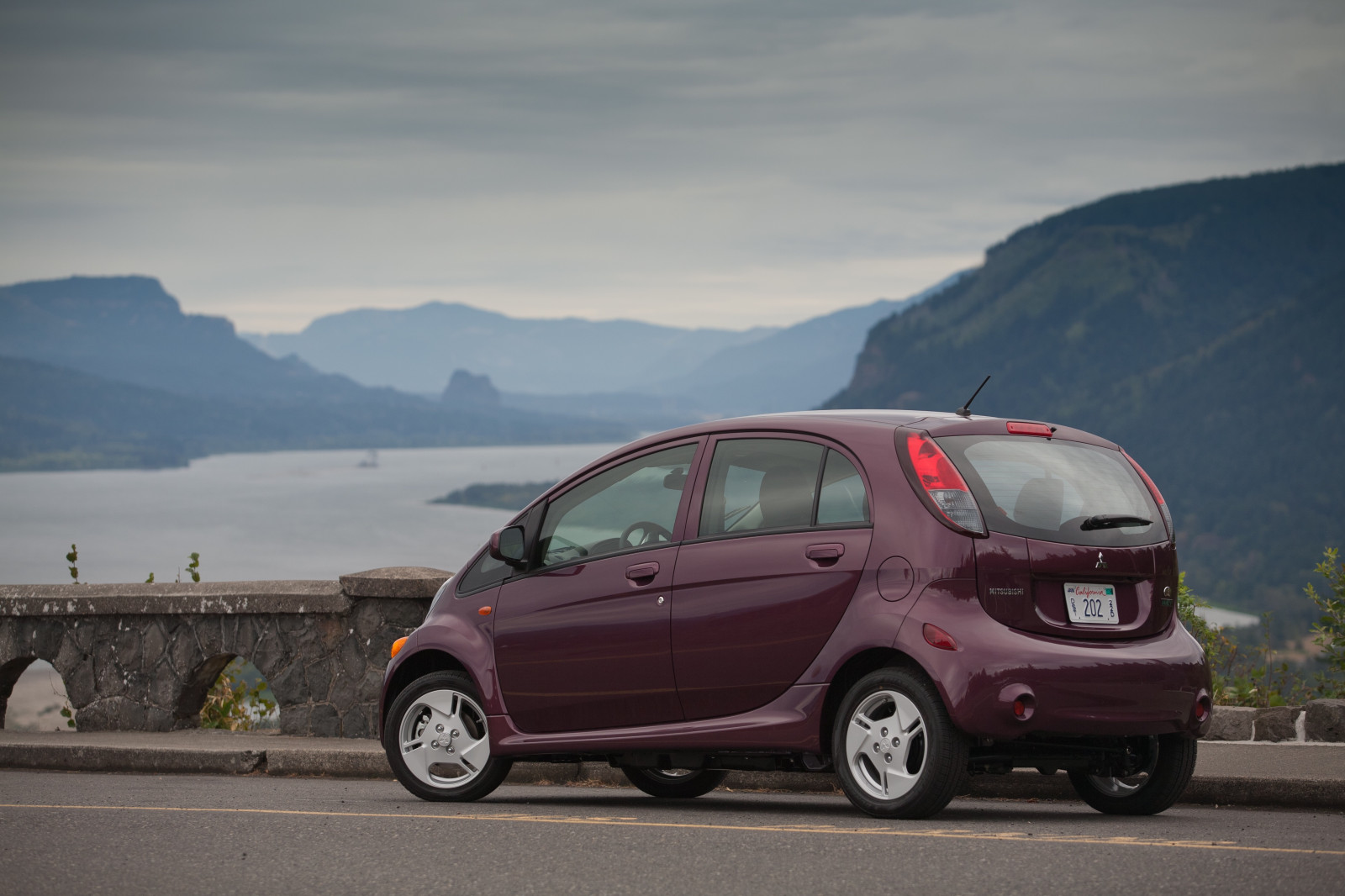 รถ, ยานพาหนะ, มิตซูบิชิ, ซีดาน, รถไฟฟ้า, netcarshow, netcar, ภาพรถยนต์, ภาพรถ, 2014, i MiEV USA version, ยานพาหนะบก, การออกแบบยานยนต์, รถยนต์ทำ, รถเมือง, hatchback, supermini, ยานพาหนะไฟฟ้า, mitsubishi ฉัน miev, มิตซูบิชิฉัน