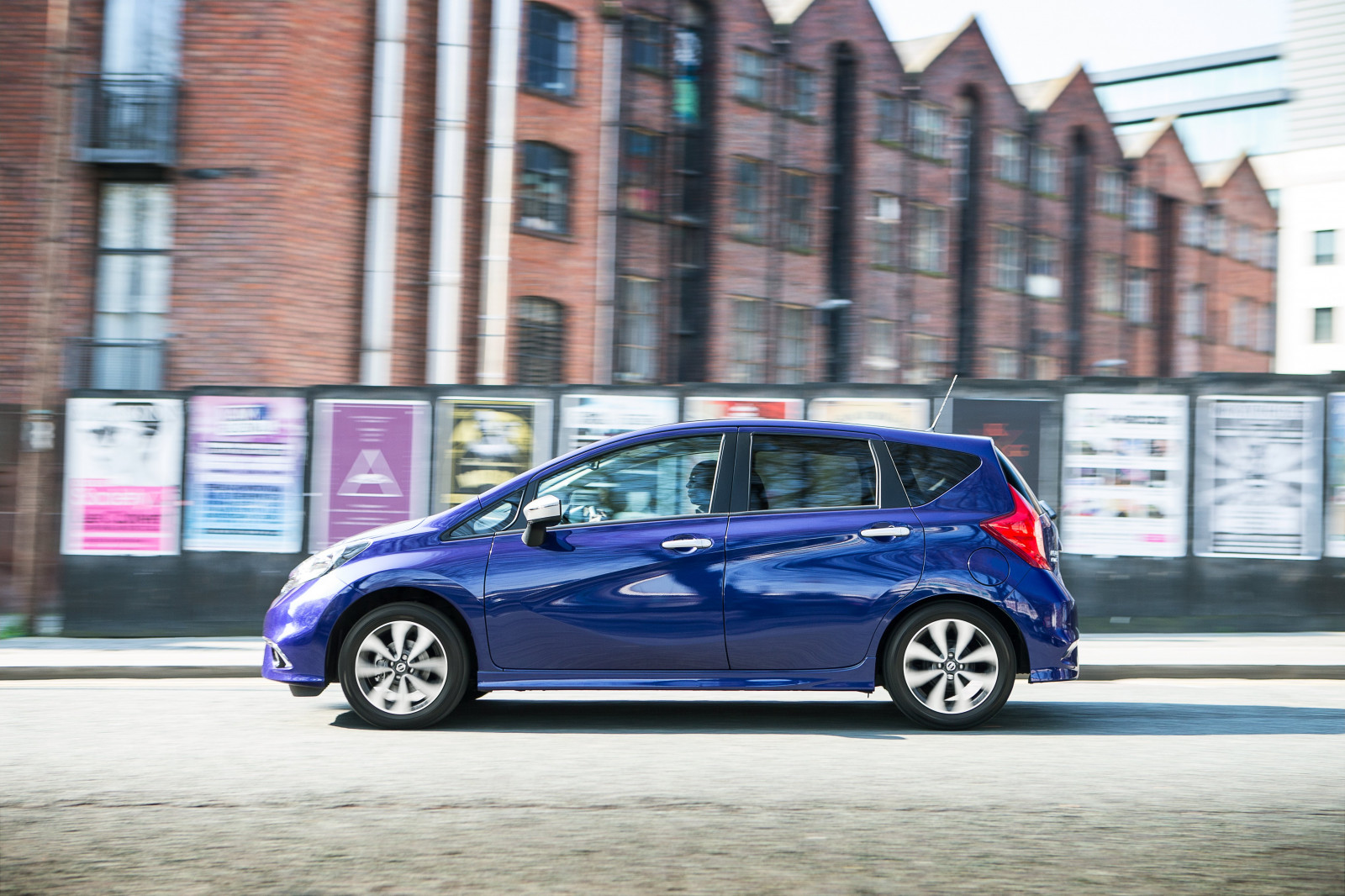 bil, køretøj, Nissan, netcarshow, netcar, bil billeder, bil foto, 2016, Bemærk britiske version, jord køretøj, bildesign, automotive exterior, bil make, familie bil, kompakt bil, bybil, subcompact bil