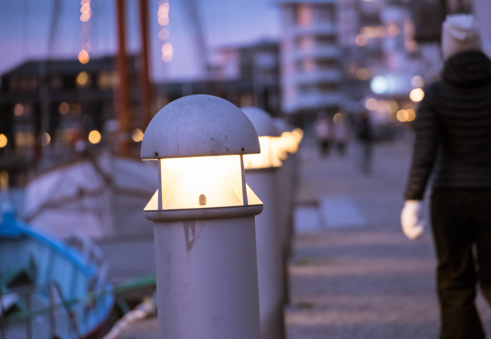 tempio, città, strada, notte, architettura, acqua, cielo, strada, blu, sera, Svezia, bacino, Sverige, pedone, Marina, leggero, colore, illuminazione, barche, sk nel n, SE, himmel, resund, Helsingborg, norrahamnen, byggnader, kvickbron, Hamn, bluhour, parapeten