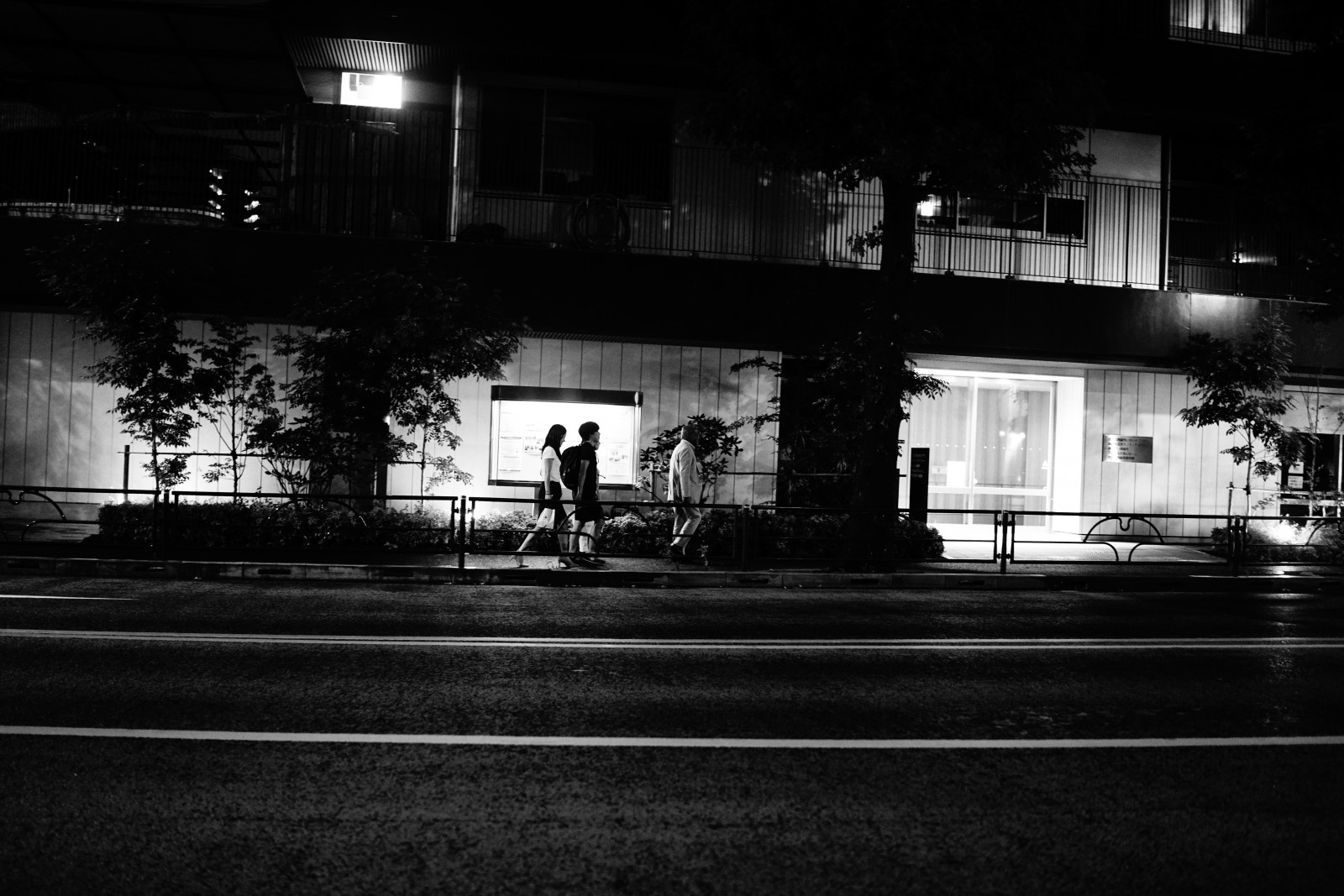 Japan, hvid, sort, monokrom, gade, nat, vej, fotografering, Sony, Tokyo, RX1R, infrastruktur, lys, belysning, CC, form, Zeiss, mørke, rx, RX1, rx1rm2, rx1rmark2, kreative fællesheder, bwmonochrome, sort og hvid, monokrom fotografering, film noir