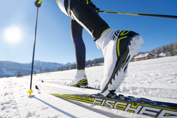 skis,snow,sport