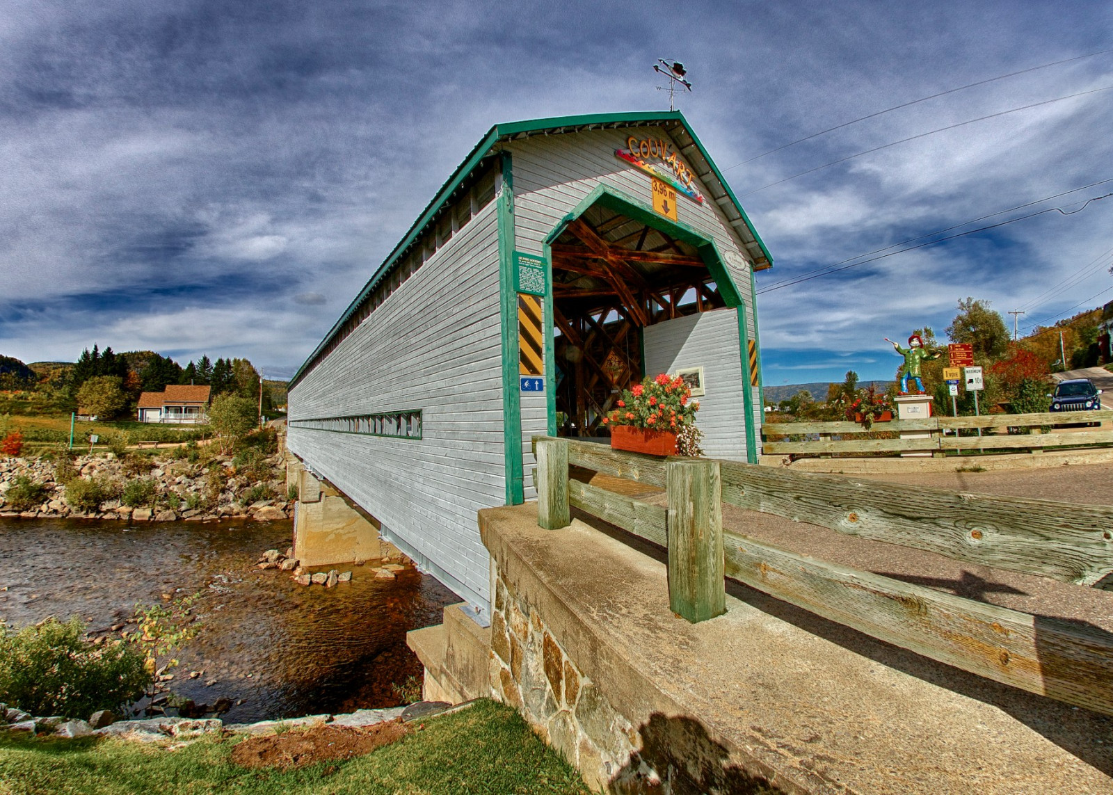 จอด, บ้าน, หมู่บ้าน, สะพาน, แม่น้ำ, Canon, เมือง, แคนาดา, ฟยอร์ด, ขนส่ง, 2013, ควิเบก, วันหยุด, พ.ศ. 2539, automne, ปอง, 7 วัน, Saguenay, que bec, รีฟ, saguenaylacsaintjean, paysagedusaguenay, saguenaylacstjean, canonef815mmf4lusm, Luge, normandgaudreault, parcnationaldusaguenay, parcdusaguenay, เขตชนบท, lansesaintjean, Riva Resaintjean