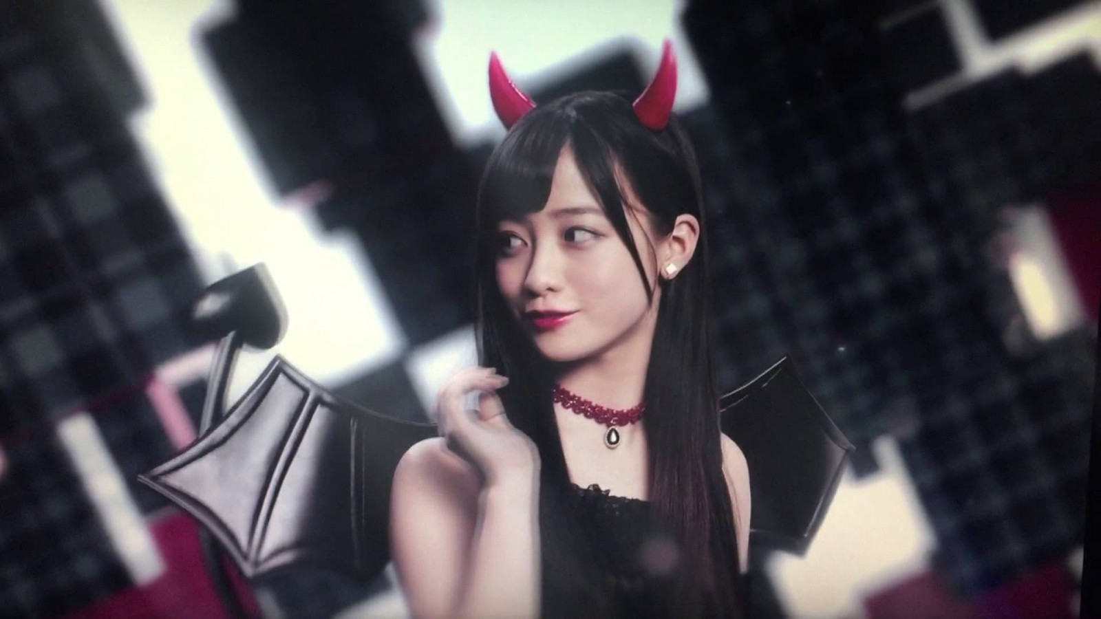 Kanna Hashimoto, Japan, langt hår