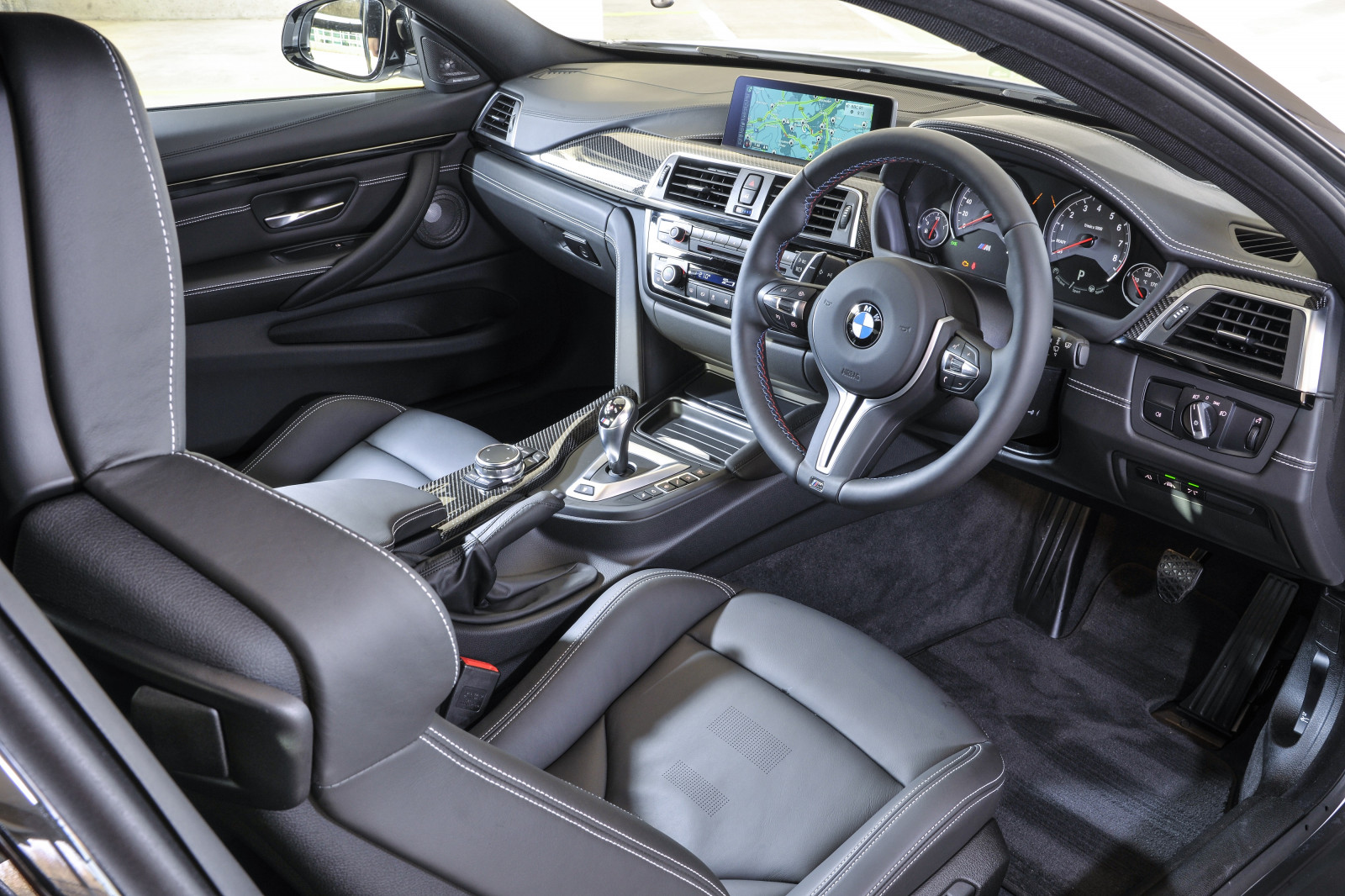 auto, BMW, vozidlo, sportovní auto, BMW M3, kupé, Konvertibilní, výkon auta, BMW M6, limuzína, netcarshow, netcar, obrázky vozidel, photo auto, 2016, M4 Soutěž Package, kolo, pozemní vozidla, automobilového designu, automobilový exteriér, automobil make, luxusní vůz, osobní luxusní automobil, výkonné auto, sportovní sedan, BMW řady 3 E90, series bmw 6