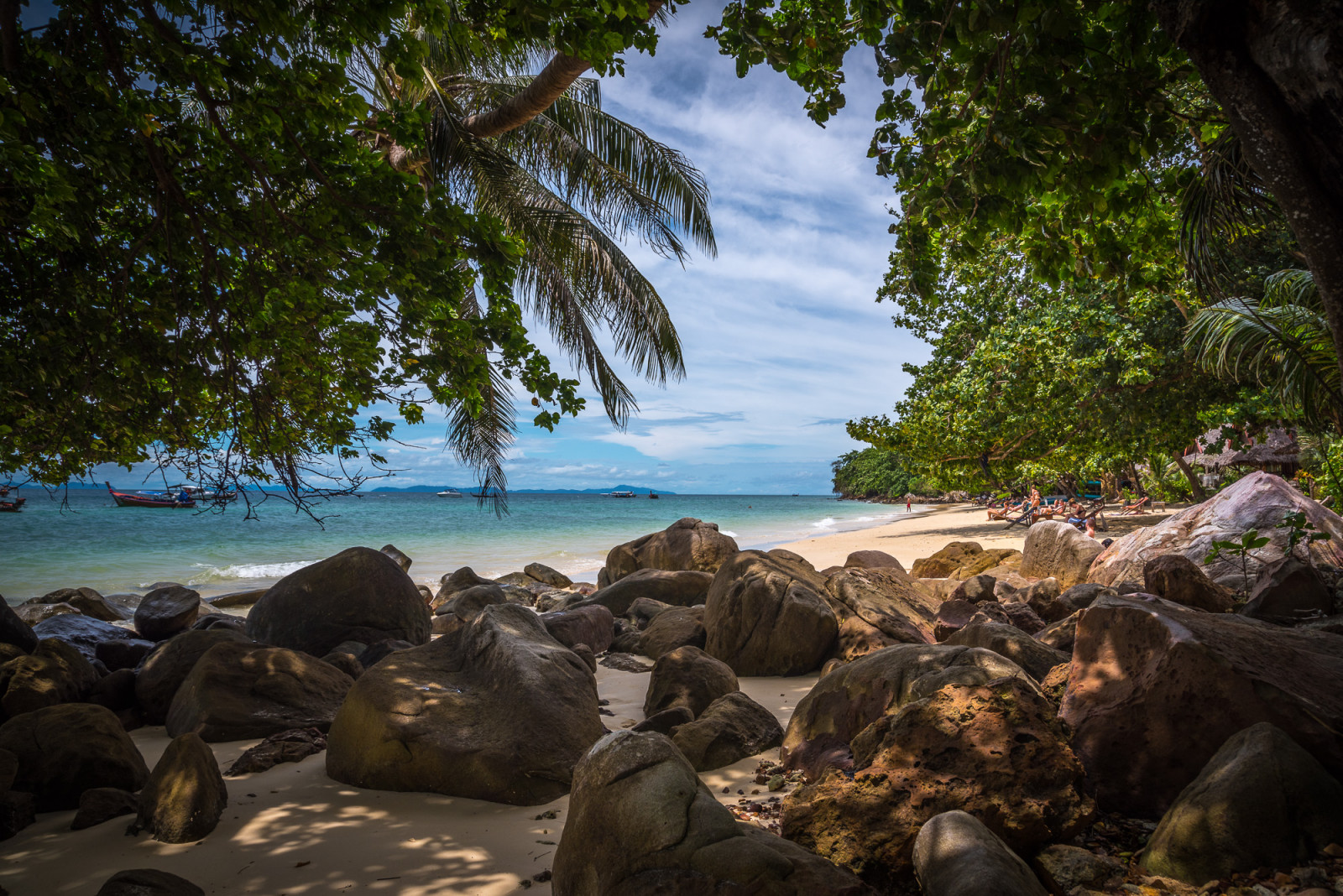Hintergrundbilder Meer, Bucht, Wasser, Rock, Ufer, Strand, Küste, Felsen, Insel, Thailand