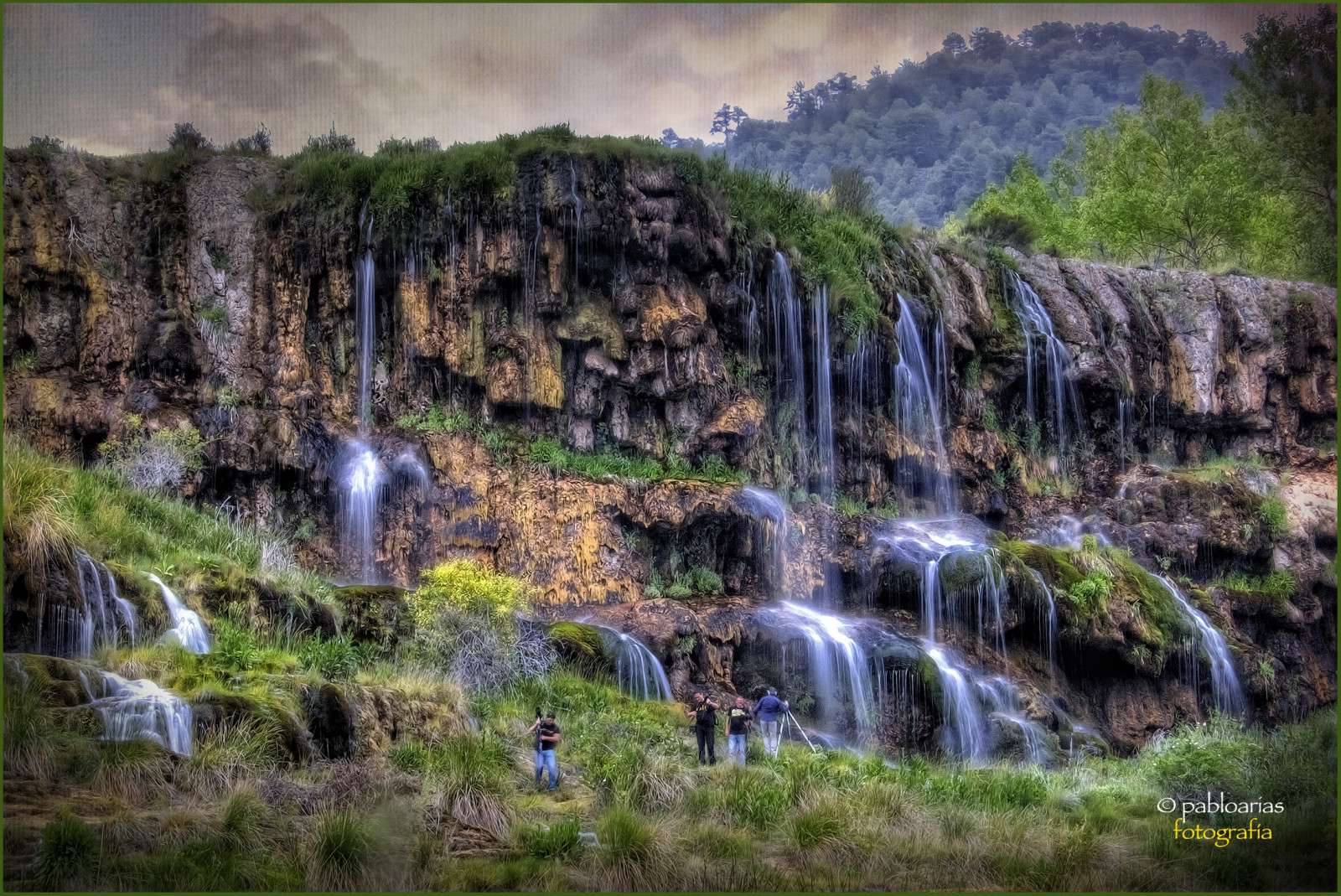 stromy, krajina, vodopád, Photoshop, voda, Příroda, tráva, nebe, HDR, Španělsko, národní park, Přátelé, mount scenérie, přírodní rezervace, Formace, strom, hora, cielo, naturaleza, mraky, agua, vodní tok, vegetace, gente, padák, Photomatix, amigos, ol tusfotos, olequebonito, greatmanipulart, grouptripod, goldenvisions, pabloarias, texturas, atardeceres, tamron18250, espana, nikond50, počítač tapeta, biome, tělo z vody, prales, vodní prvek, národní park, sráz, Cuenca, bufet, vodní zdroje, Kddsnikonistas