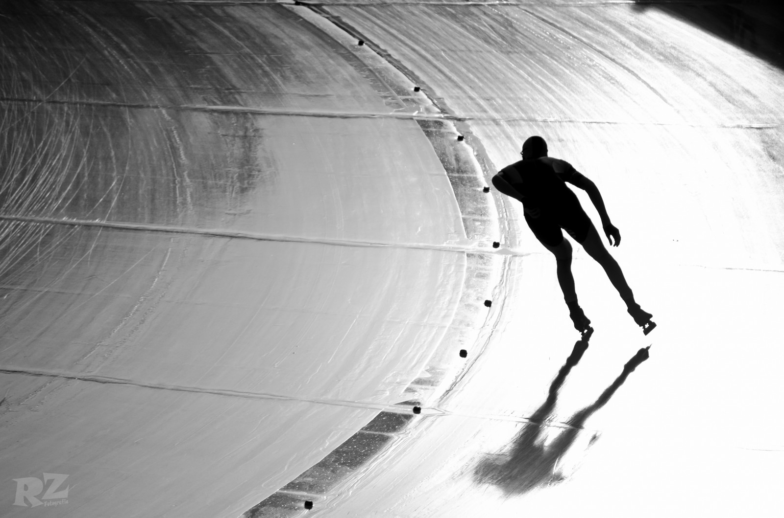 sportovní, bílý, Černá, černobílý, odraz, nebe, stín, fotografování, Nizozemí, stadión, Amsterodam, dodávka, Holandsko, úhel, 2014, Krásná, flickr, prozkoumat, venkovní, greatphotographers, D7000, Pohyb, hnutí, mimo, de, čára, fotografie, úžasný, dobrodružství, olympijský, nikond7000, nederland, fotografie, rekreace, Černý a bílý, monochromatické fotografování, extrémní sport, baan, rychlobruslení, Coolste, Rzphotography