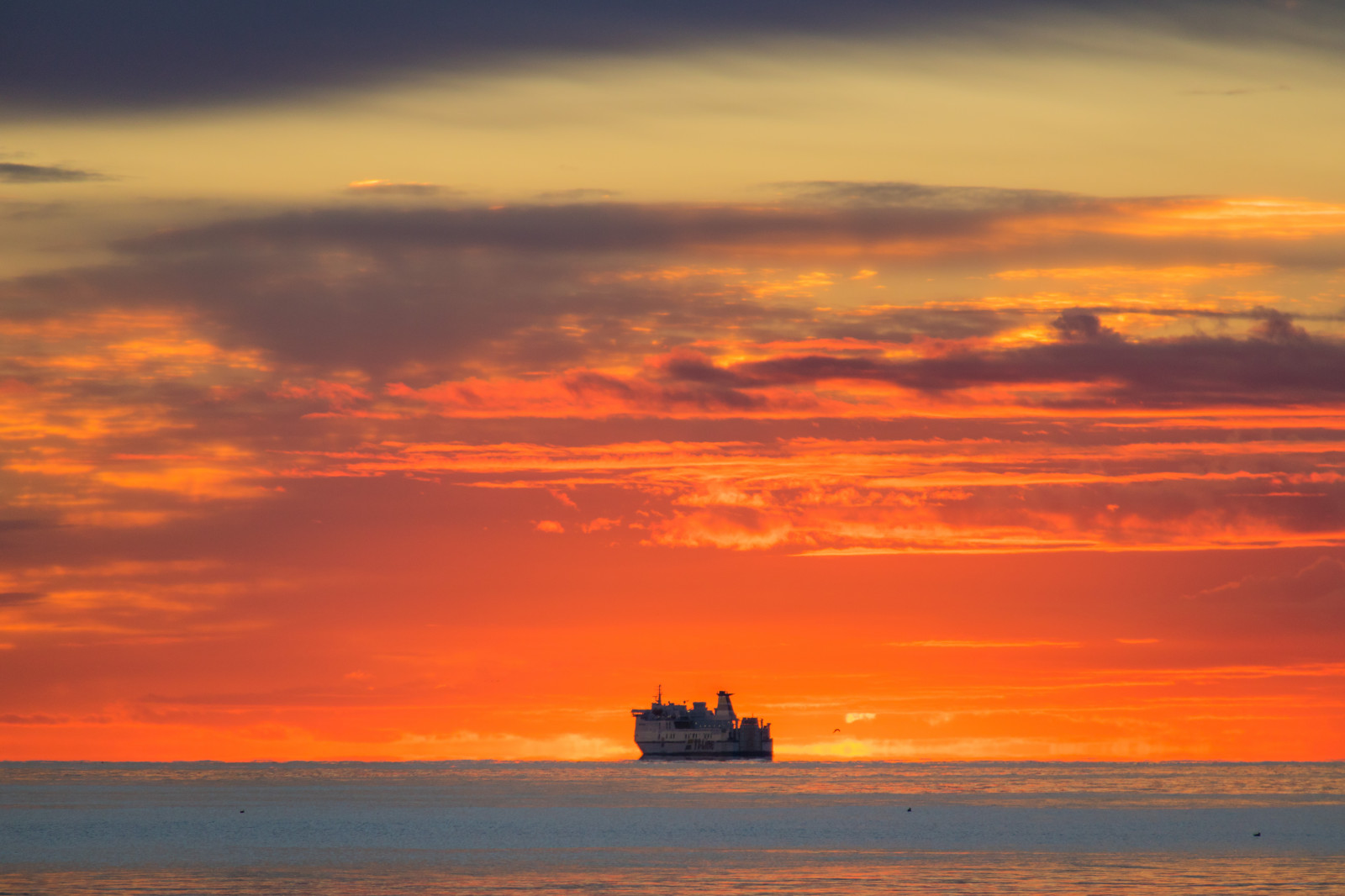 พระอาทิตย์ตก, ทะเล, น้ำ, การสะท้อน, ท้องฟ้า, ฤดูหนาว, ชายหาด, พระอาทิตย์ขึ้น, ตอนเย็น, เช้า, ชายฝั่ง, ดวงอาทิตย์, ขอบฟ้า, พลบค่ำ, โซล, เรือข้ามฟาก, เมฆ, รุ่งอรุณ, มหาสมุทร, คลื่น, himmel, solnedg ng, Vatten, Vinter, hav, ลินคอล์น, f rja, exif model canoneos760d, ประเทศธรณีวิทยา, กล้องทำให้ Canon, geocity, กล้องรุ่น canoneos760d, geostate, ตำแหน่งทางภูมิศาสตร์, เลนส์ Exifs efs18200mmf3556is, รูรับแสง 56, ความยาวคลื่น exif 200 มม, exif ทำให้ canon, exif isospeed 320, dalabadet, สายัณห์, ท้องฟ้าสีแดงตอนเช้า