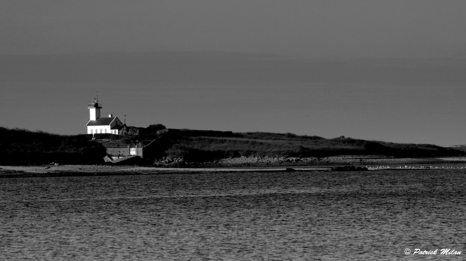 landskab, hvid, sort, skib, båd, monokrom, hav, vand, himmel, sløjfe, kyst, fyrtårn, helgen, fiskeri, noir, sejlads, sort og hvid, bw, saariysqualitypictures, ocean, bølge, havn, Havn, kanal, kaj, quai, bøje, mer, bateau, voilier, blanc, phare, noiretblanc, nb, Plouguin, Ploudalmezeau, Portsall, Kersaint, Landunvez, Landeda, Lannilis, treglonou, saintpabu, Pabu, Abers, bretagne, Bretagne, BZH, saintrenan, Renan, Lanildut, aberwrach, Lampaul, Plouarzel, Breles, Iroise, sort og hvid, monokrom fotografering, bugserbåd, skrog, opdrift, Finistere, porsall, peche, coastal and oceanic landforms