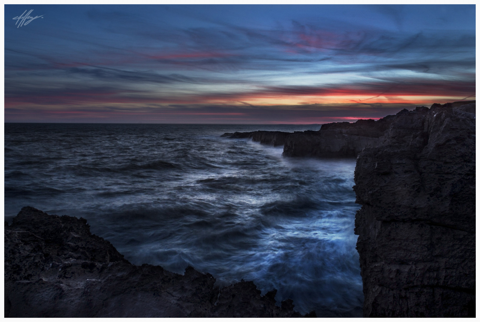 krajina, bílý, Černá, západ slunce, moře, záliv, voda, pobřeží, nebe, fotografování, mraky, pláž, svítání, Fotoaparát, modrý, pobřeží, útes, Kánon, oranžový, horizont, skály, soumrak, objektiv, Wales, Cardiff, světlo, Terén, dlouho, expozice, mrak, hora, svítání, prozkoumat, oceán, vlna, přímořská krajina, digitální, umístění, vzdálenost, 1855mm, 550D, mořská vlna, Chris, Jeffery