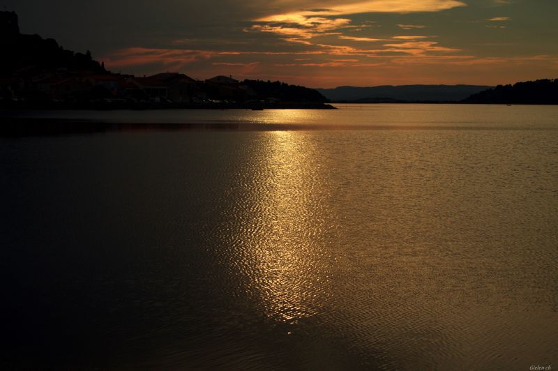 slunečnímu záření, západ slunce, moře, jezero, odraz, svítání slunečnímu záření, západ slunce, moře, jezero, odraz, svítání