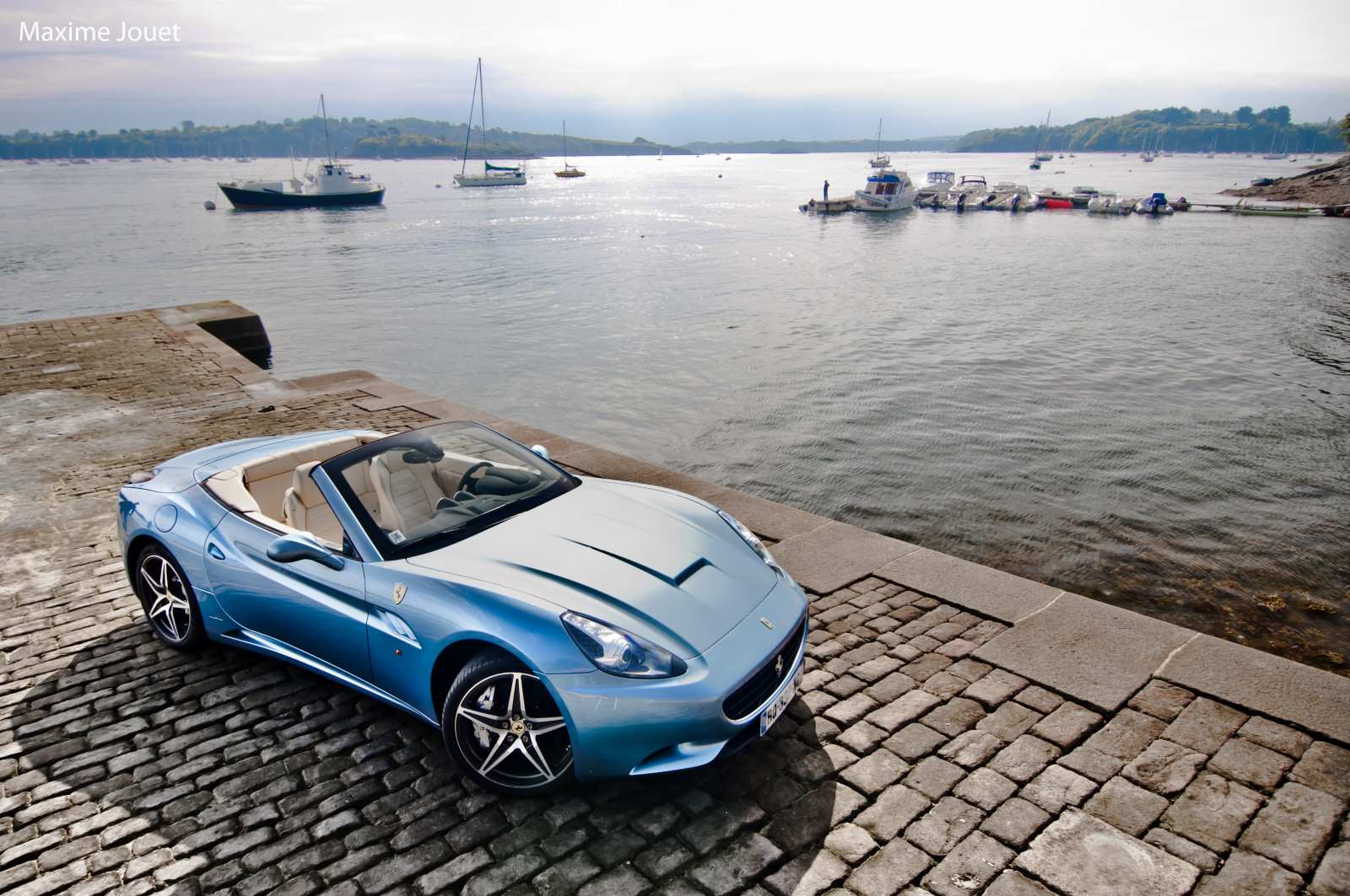 moře, auto, vozidlo, modrý, Kalifornie, Nikon, sportovní auto, Ferrari, ráfky, výkon auta, Ferrari California, 12, natáčení, úhel, F4, NIKKOR, široký, Italia, focení, V8, superauto, rychle, d90, bretagne, BZH, focení, 24, worldcars, Rance, bod, Maxime, Jouet, elastický, UGA, pozemní vozidla, automobilového designu, automobil make, luxusní vůz, Dinard
