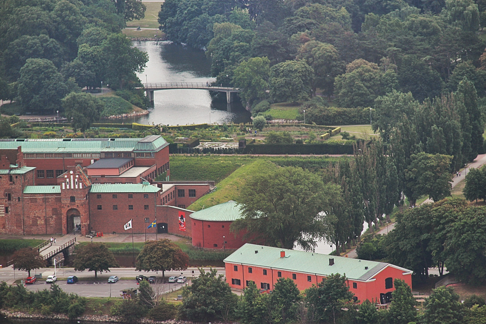 เนินเขา, แม่น้ำ, Canon, เมือง, พิพิธภัณฑ์, ขนส่ง, อาราม, ดู, ข้างบน, มัลโม, บ้าน, canon100, fromeabove, visitturningtorso, เขตชนบท, การถ่ายภาพทางอากาศ, ป้อมปราการ